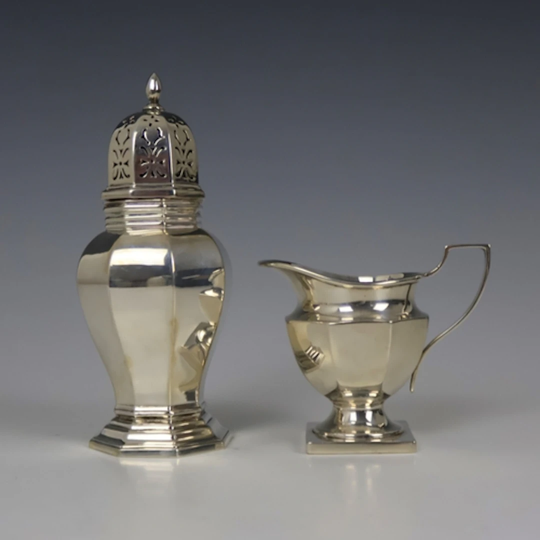 A late 20th century silver sugar caster, Deakin and Francis,...