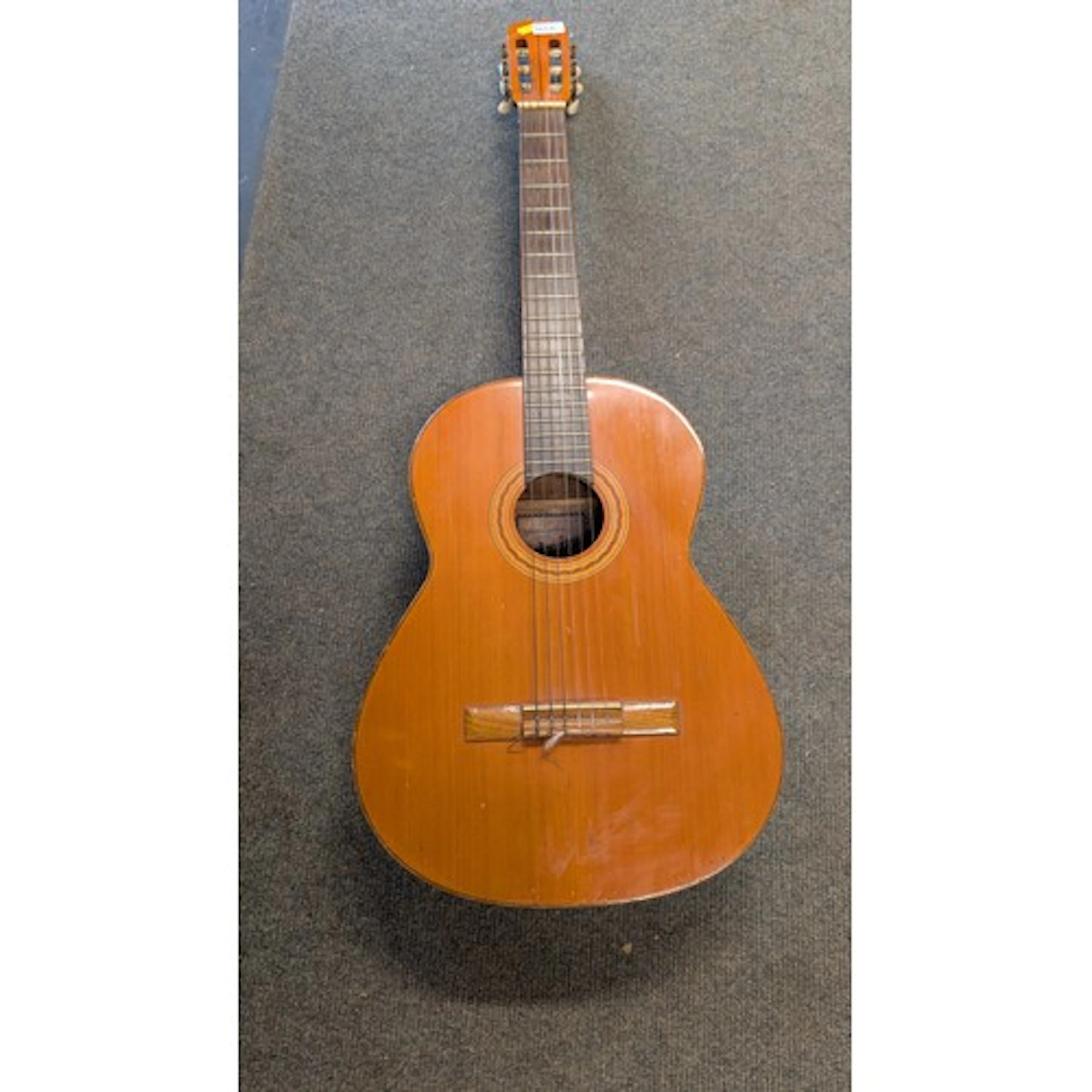Hohner ‘Concerta’ classical guitar, foreign made—natural-fin...