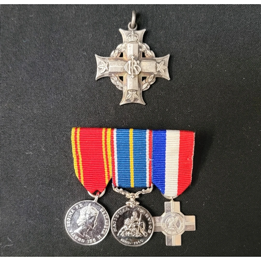 WWI CANADIAN MEMORIAL CROSS (SILVER CROSS) engraved on the r...