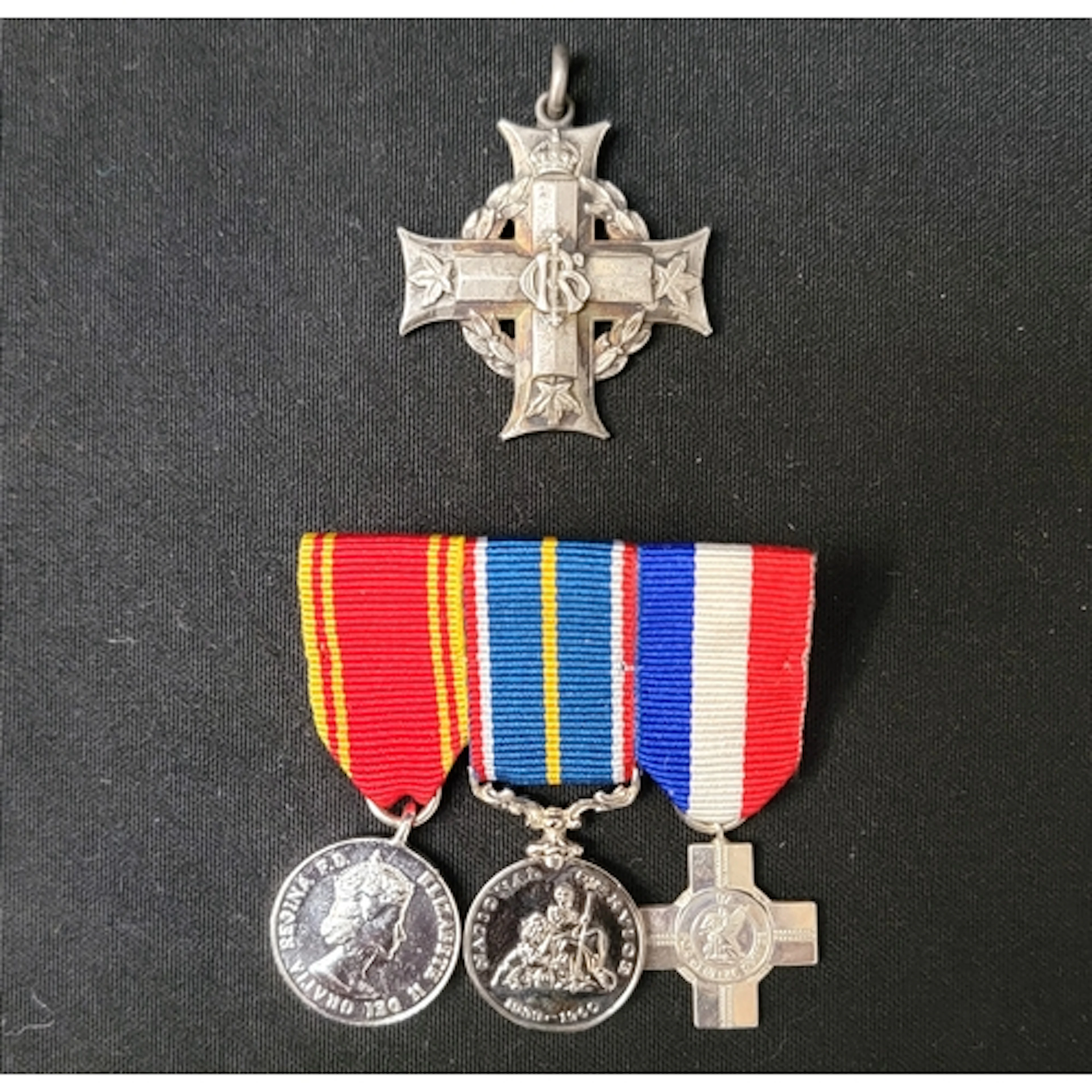 WWI CANADIAN MEMORIAL CROSS (SILVER CROSS) engraved on the r...