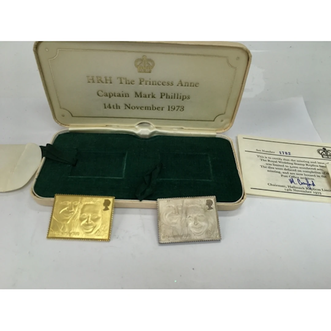 limited edition The Royal Wedding Stamp Replica set. 22ct&nb...