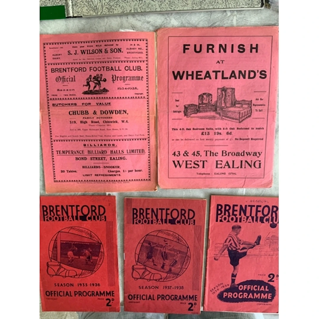 Brentford 1930s Home Football Programmes: 32/33 Orient fair,...