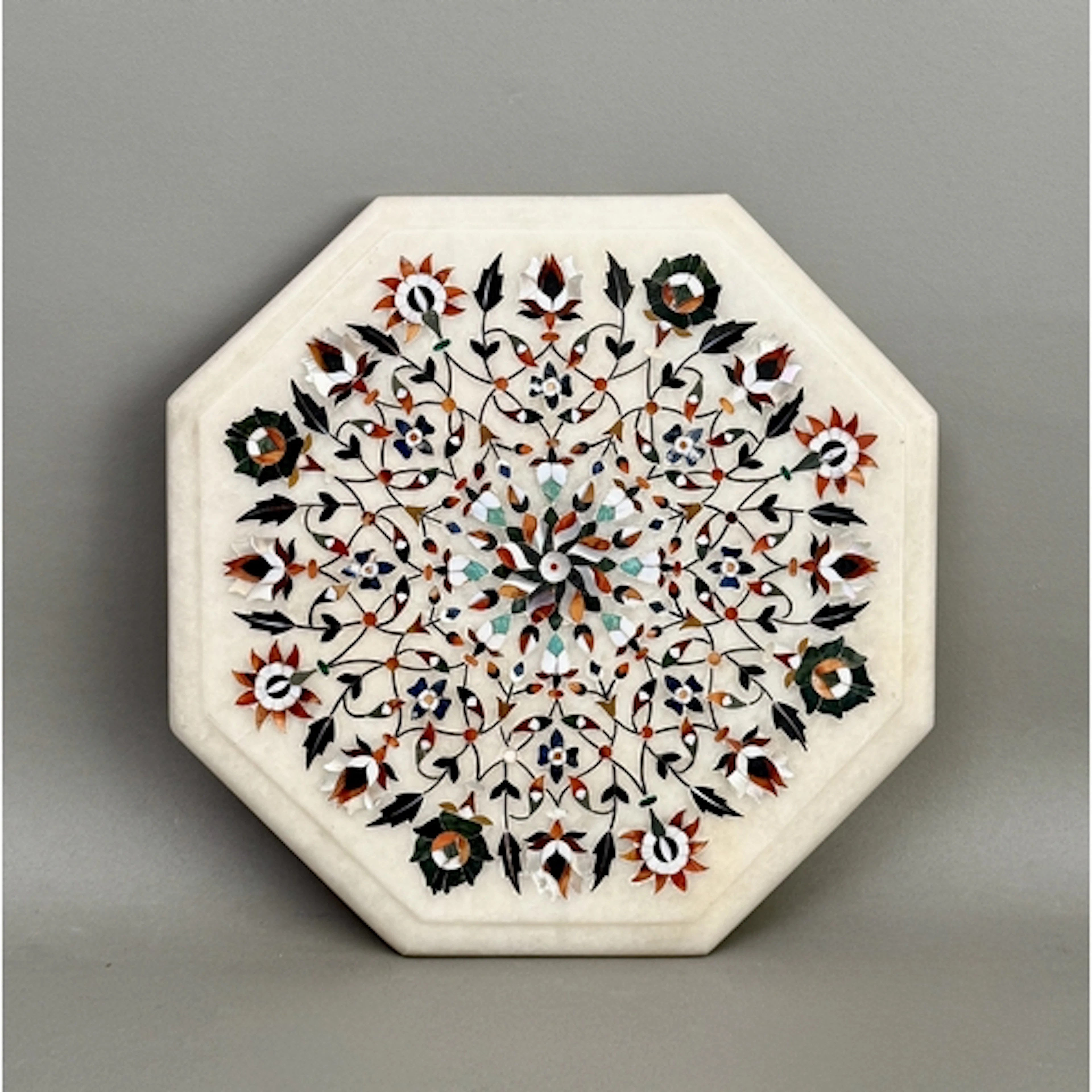 A 20th century Indian 'Agra' style pietra dura micromosaic o...
