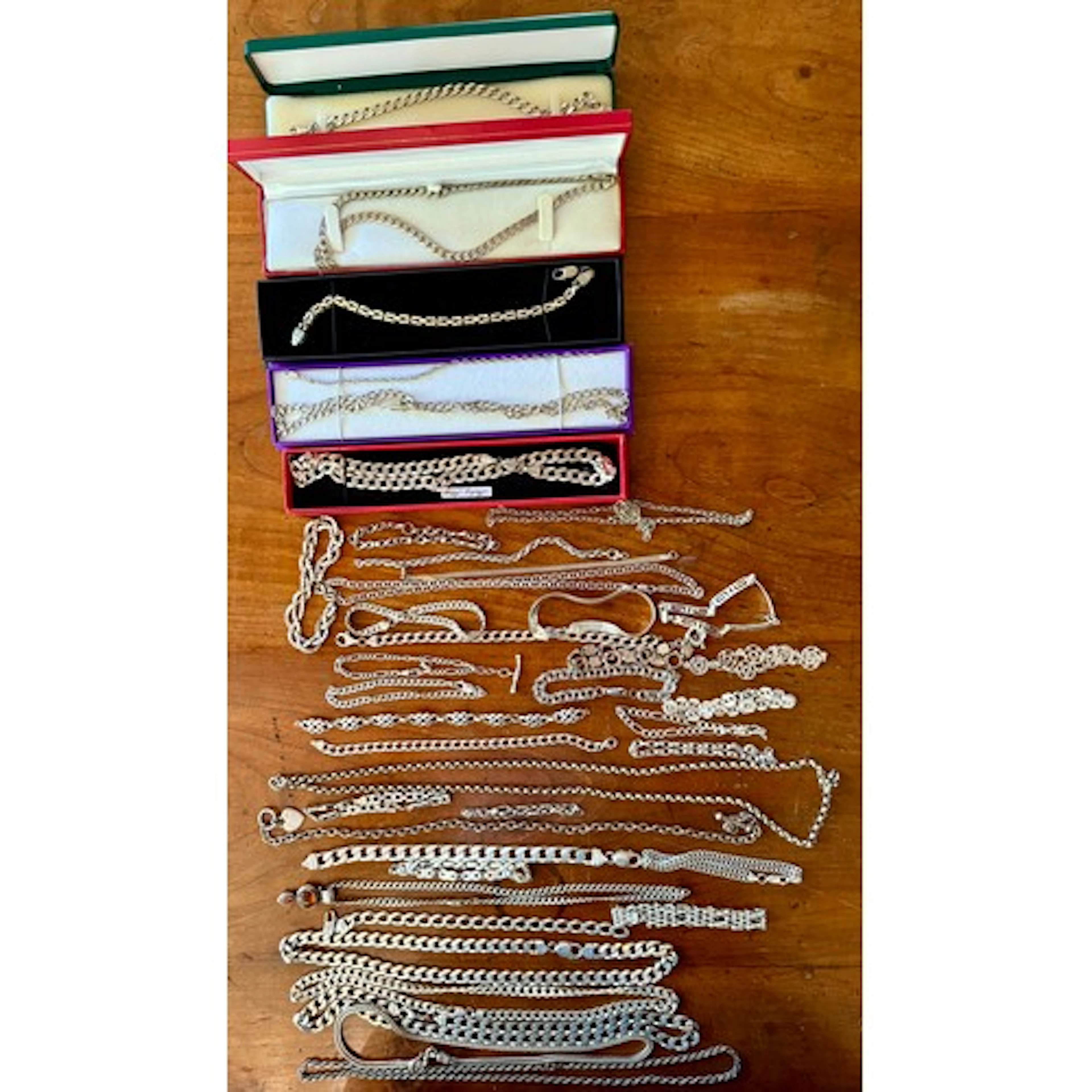 A very large quantity of silver and white metal chains, mar...