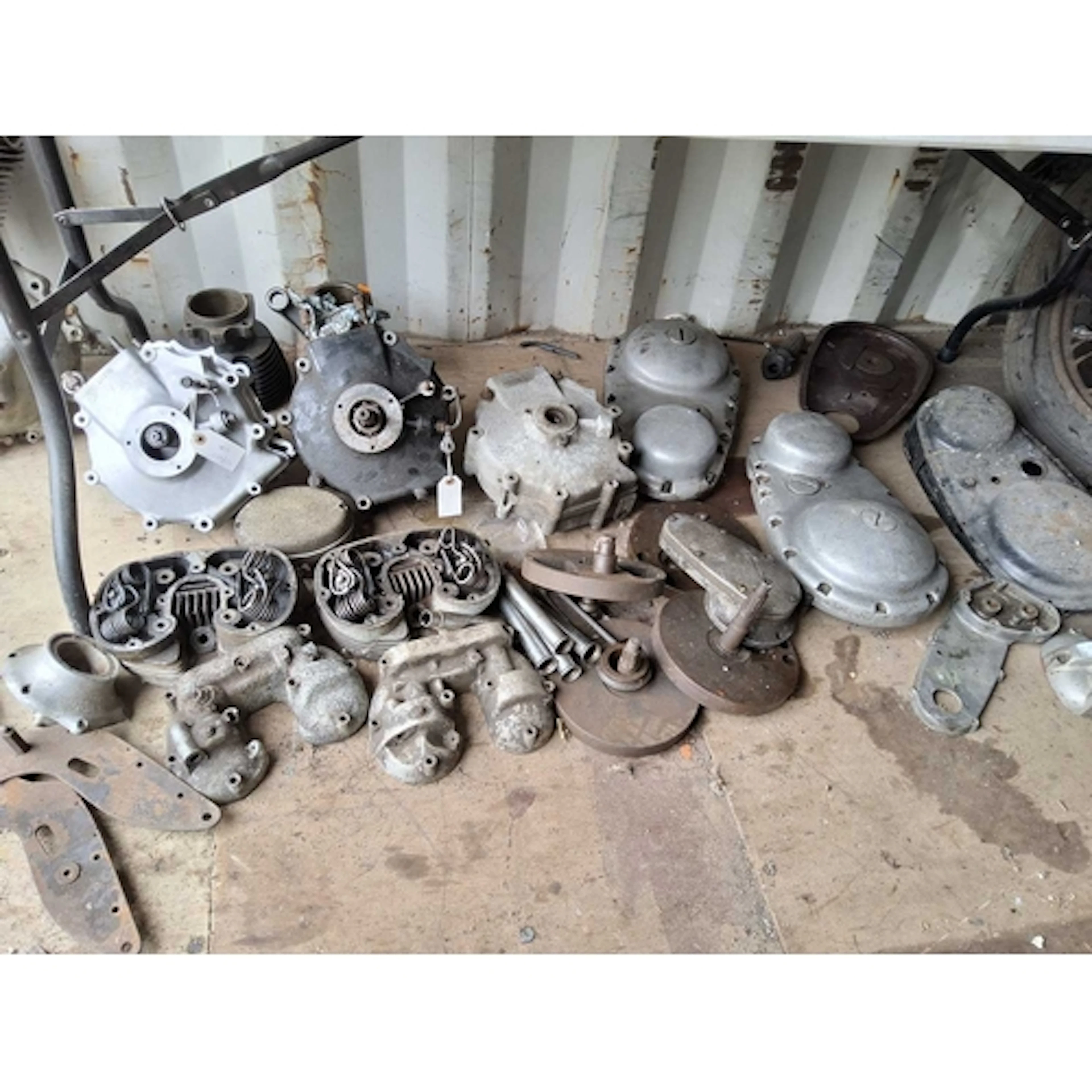 A COLLECTION OF AJS/MATCHLESS ENGINE PARTS including a 58/16...