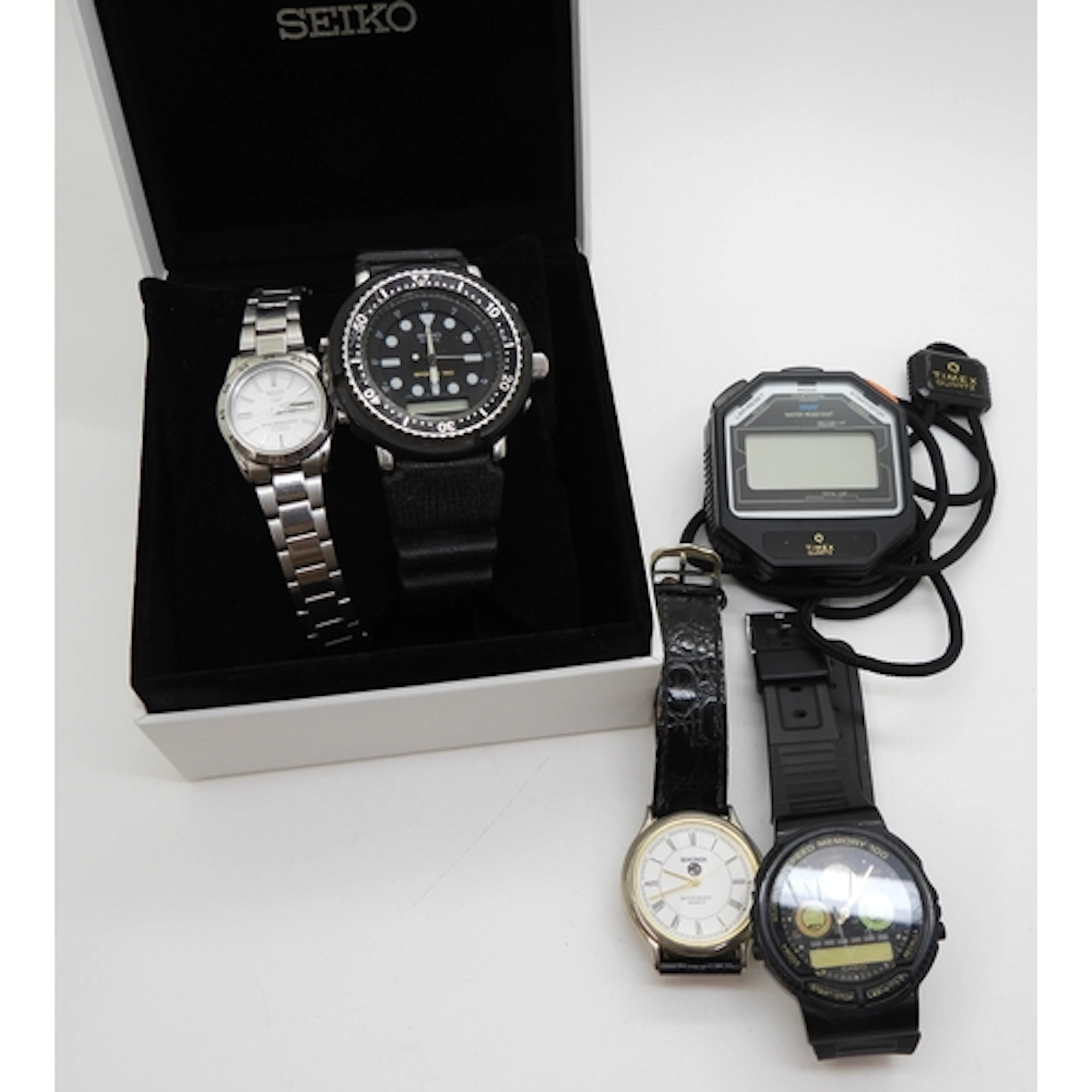 A ladies Seiko 5 automatic, in original box, a Seiko quartz ...