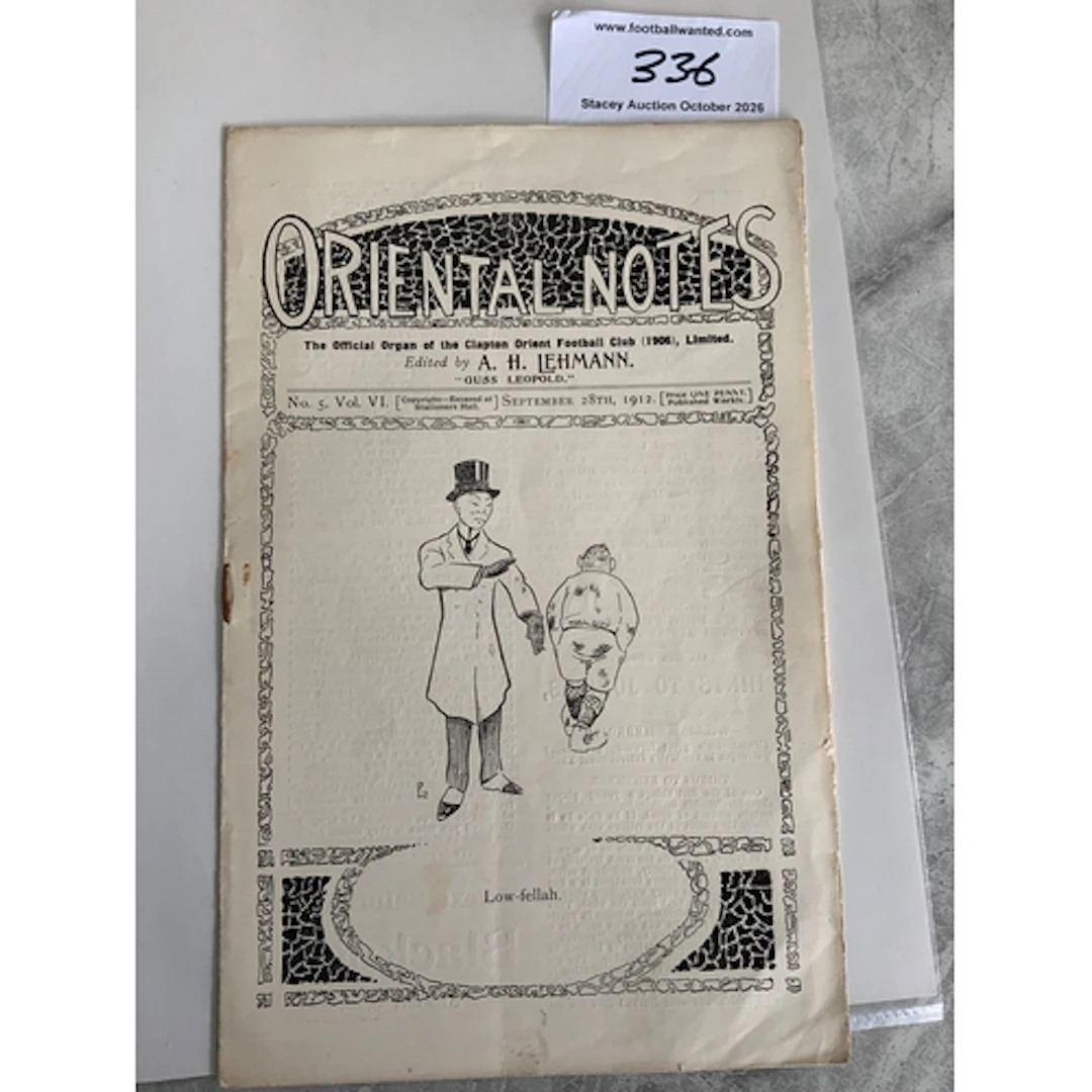 1912 - 1913 Clapton Orient v Glossop Football Programme: Lea...