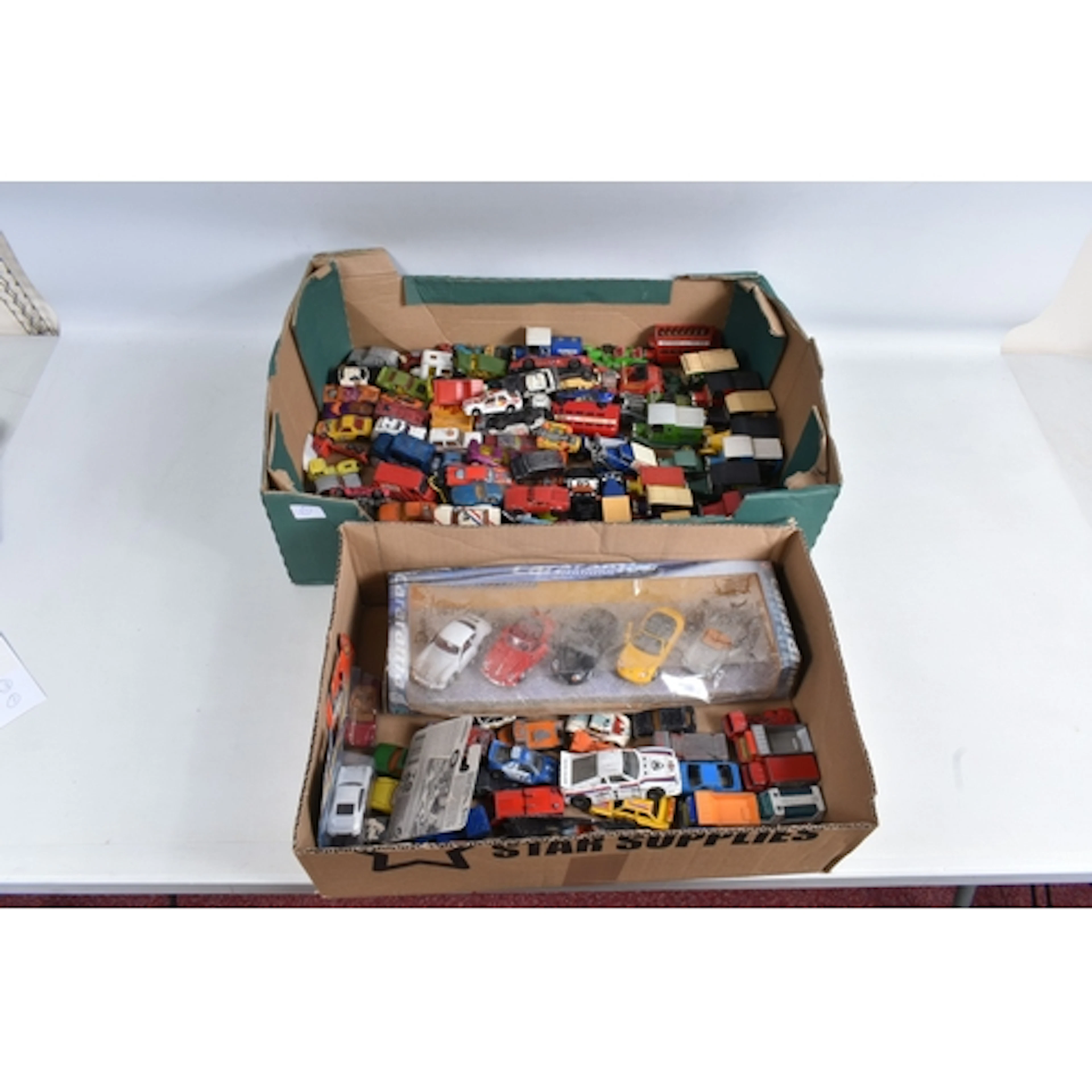 A SELECTION OF UNBOXED PLAYWORN DIECAST MODEL VEHCILES, to i...