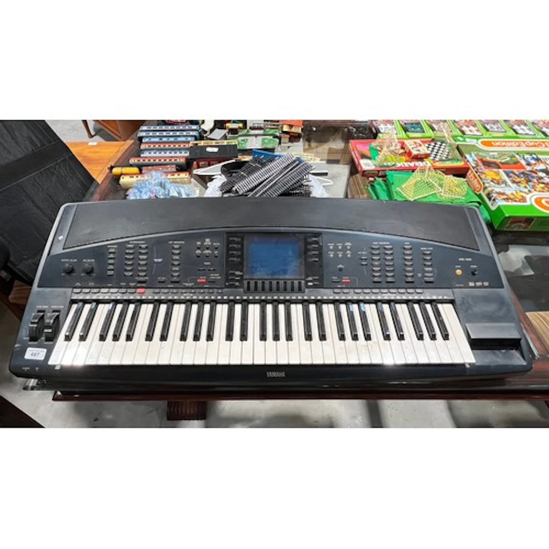 Yamaha electric keyboard