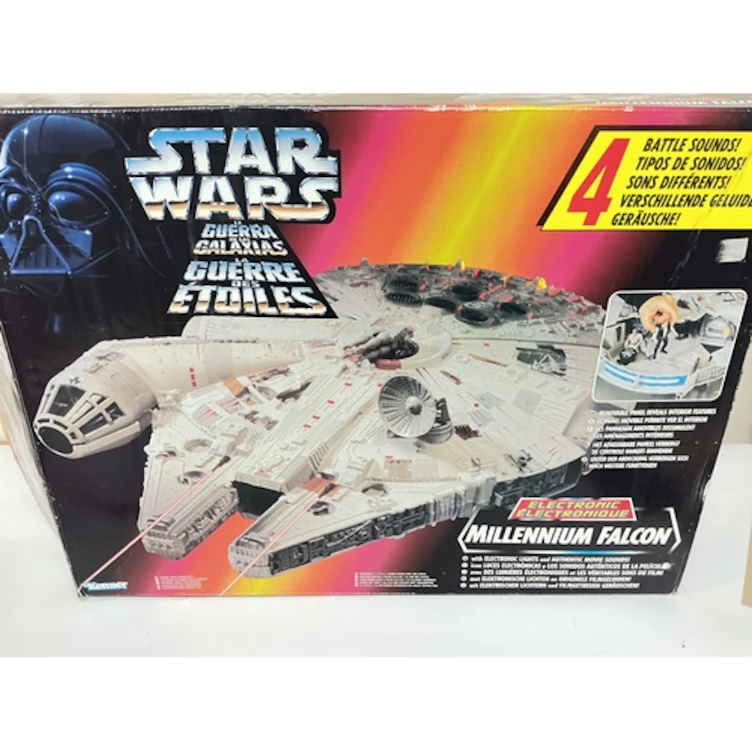A Boxed Kenner 1990s Star Wars Millennium Falcon. No Reserve...