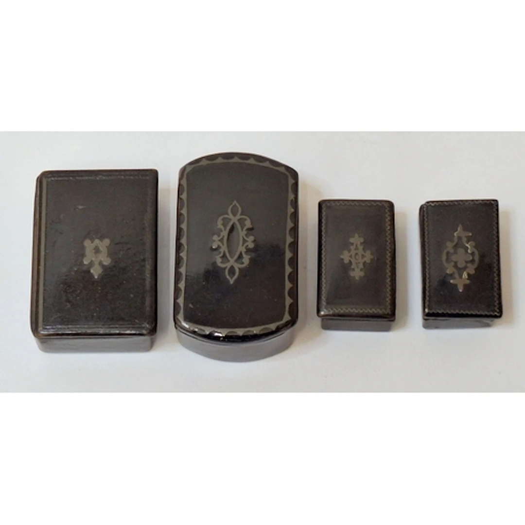 4 Antique Black Lacquered Paper mache pocket snuff/pill boxe...