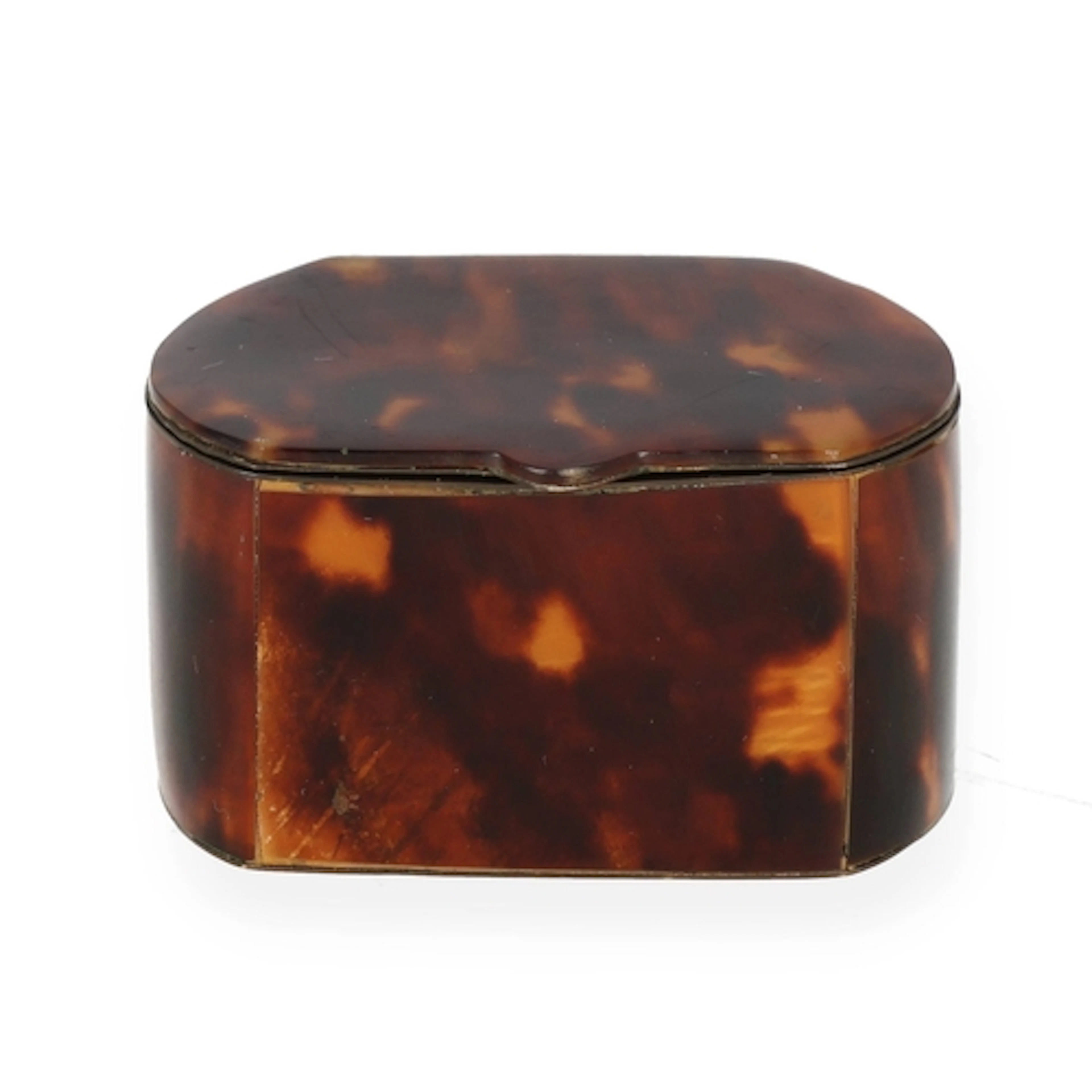 A TORTOISESHELL GILT METAL LINED SNUFF BOX, LATE 19TH CENTUR...