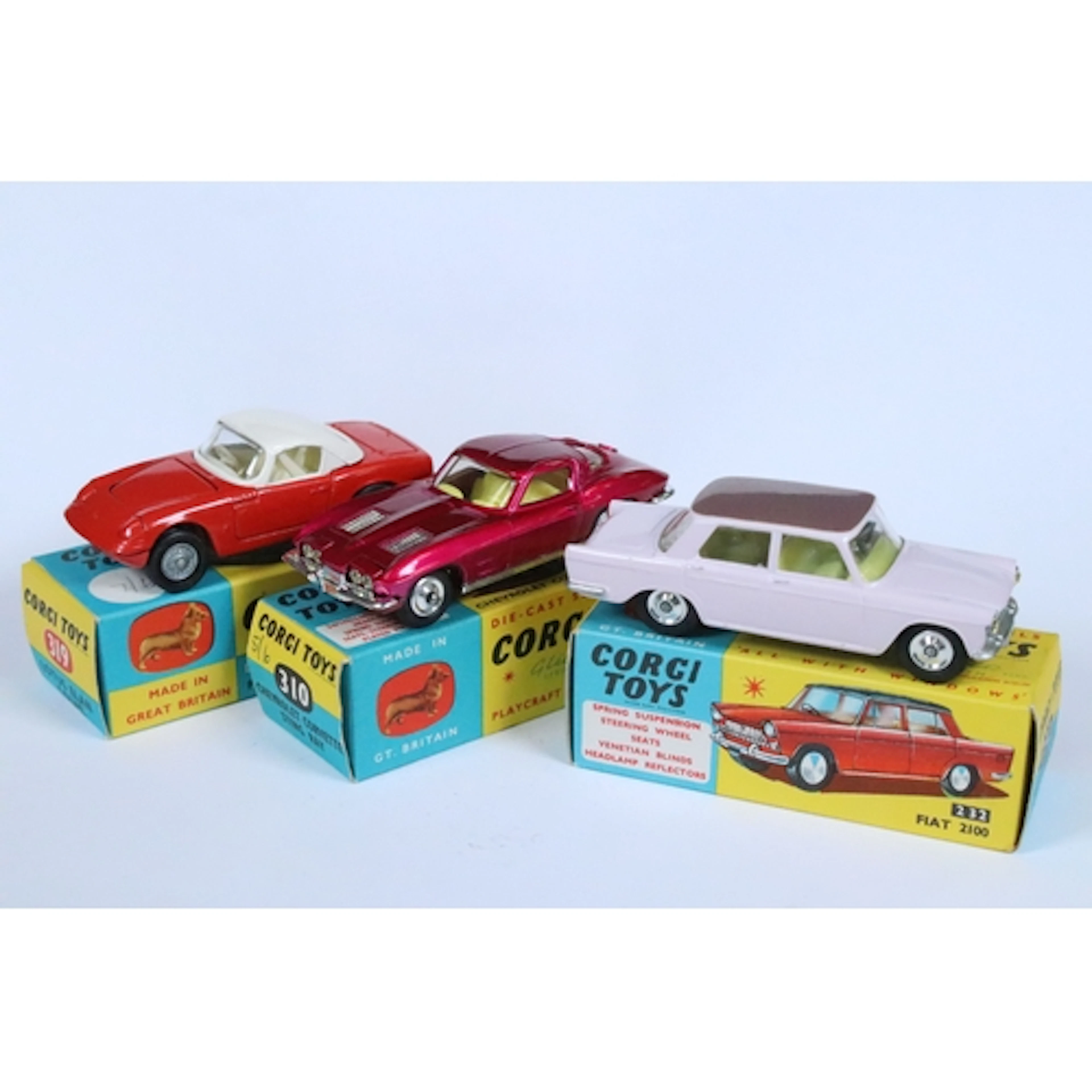 Three boxed Corgi diecast models to include 232 Fiat 2100 in...