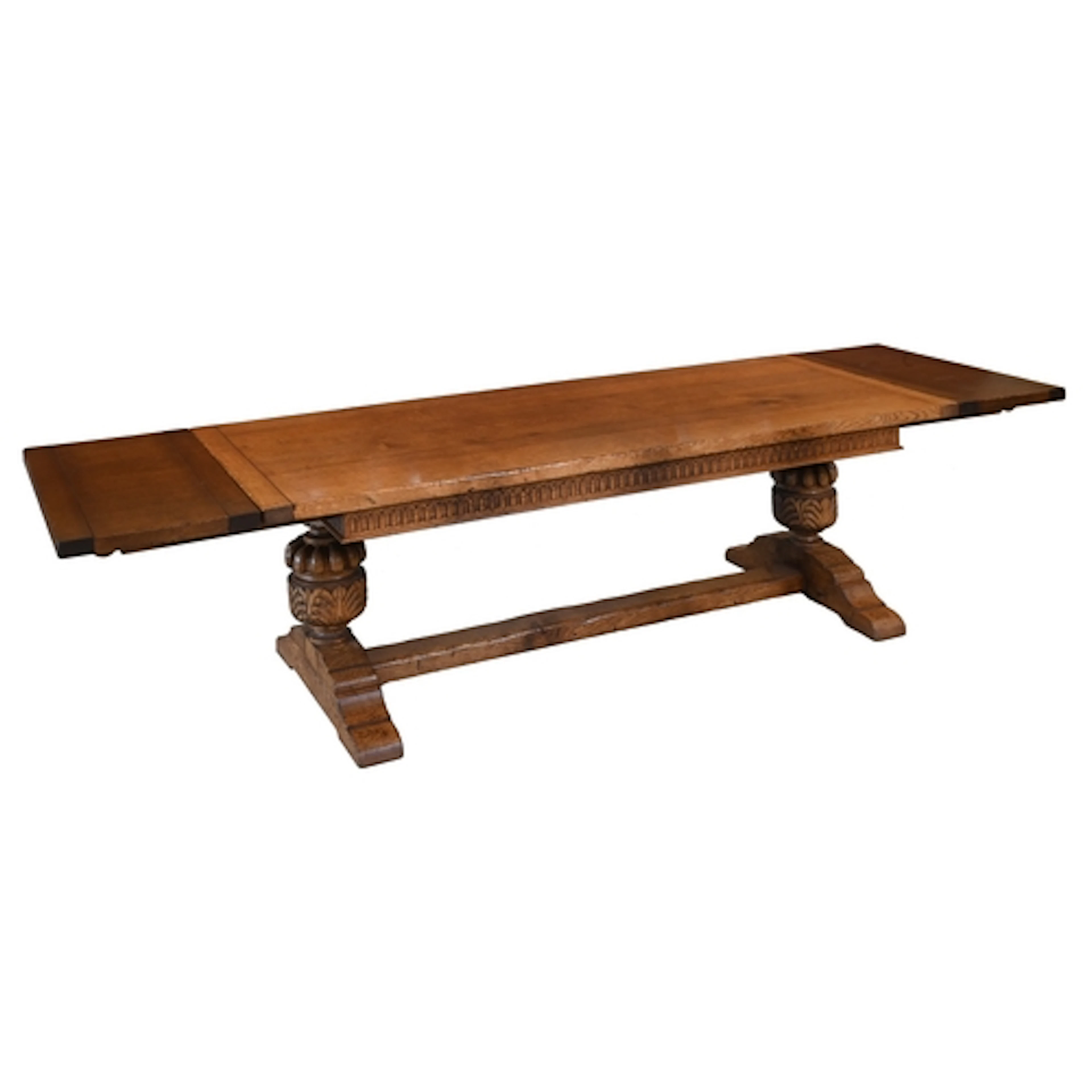 A substantial oak draw-leaf table, late 20th c, in Charles I...