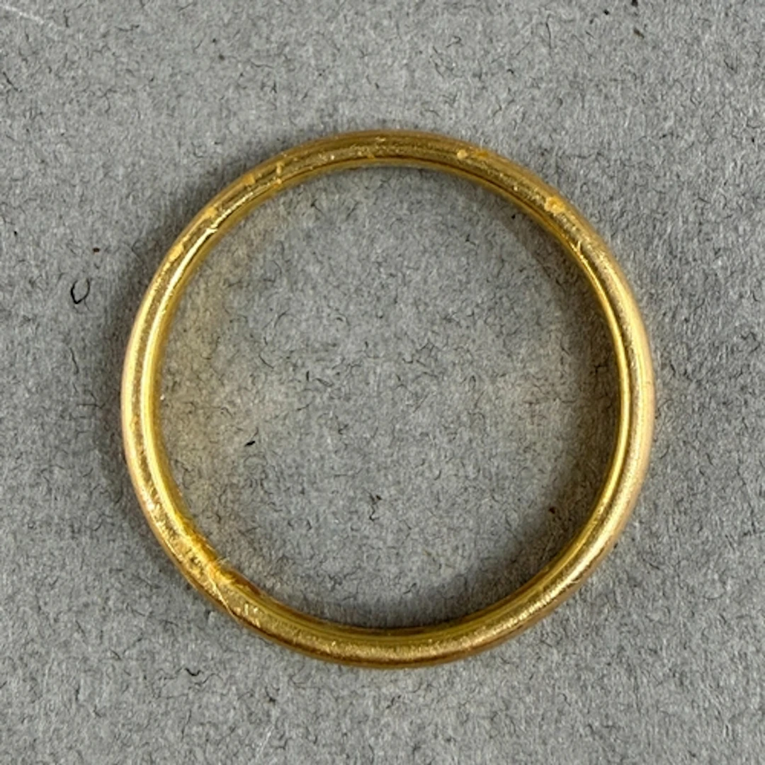 Jewellery- H/M 22ct gold Plain wedding band, ring size P, To...