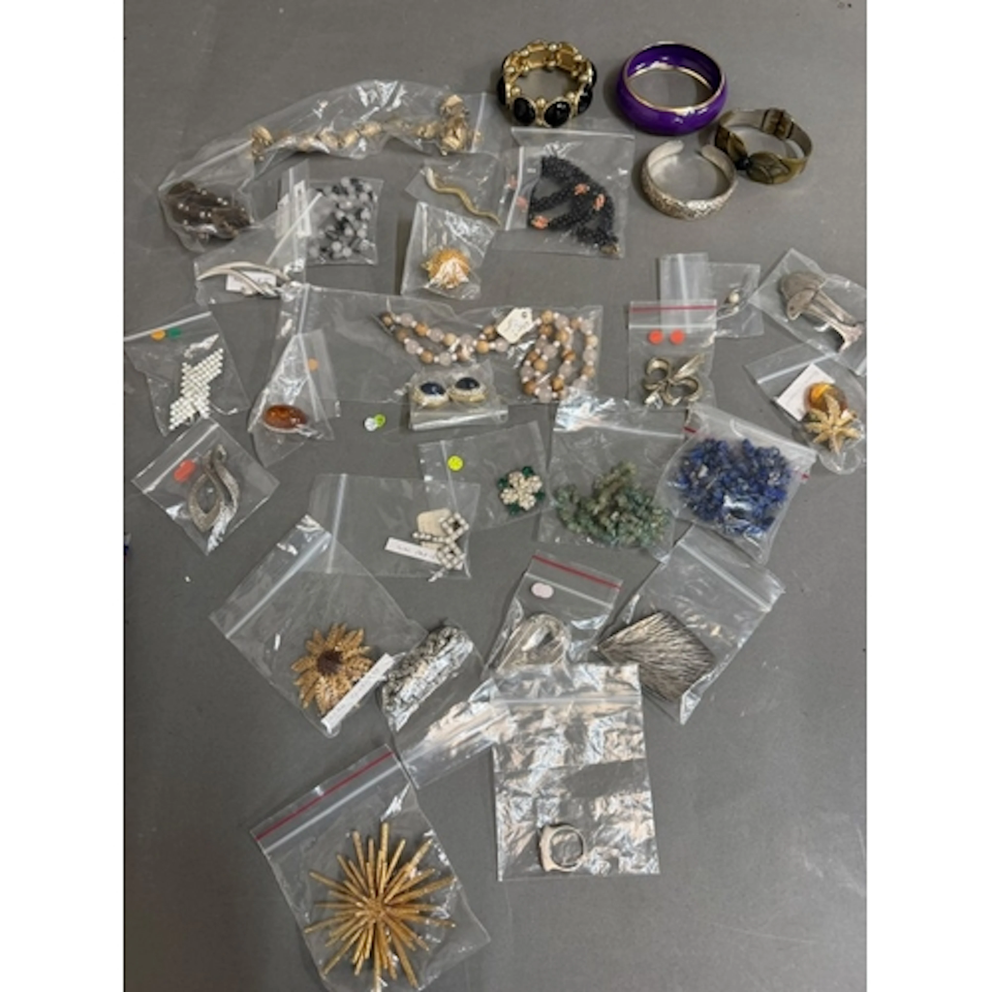 A selection of costume jewellery, mainly Sarah Coventry, alo...