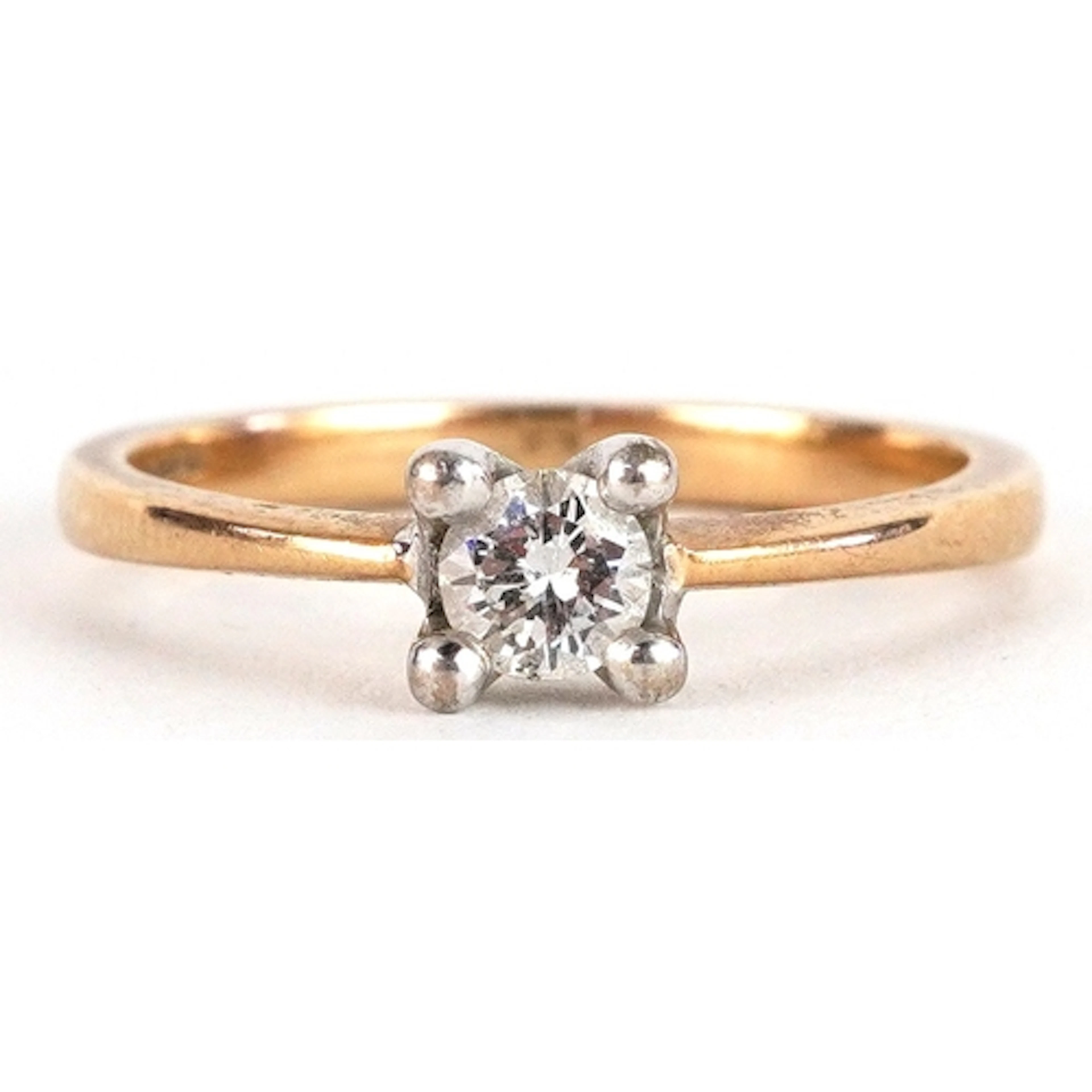 9ct gold diamond solitaire ring, the diamond approximately 3...