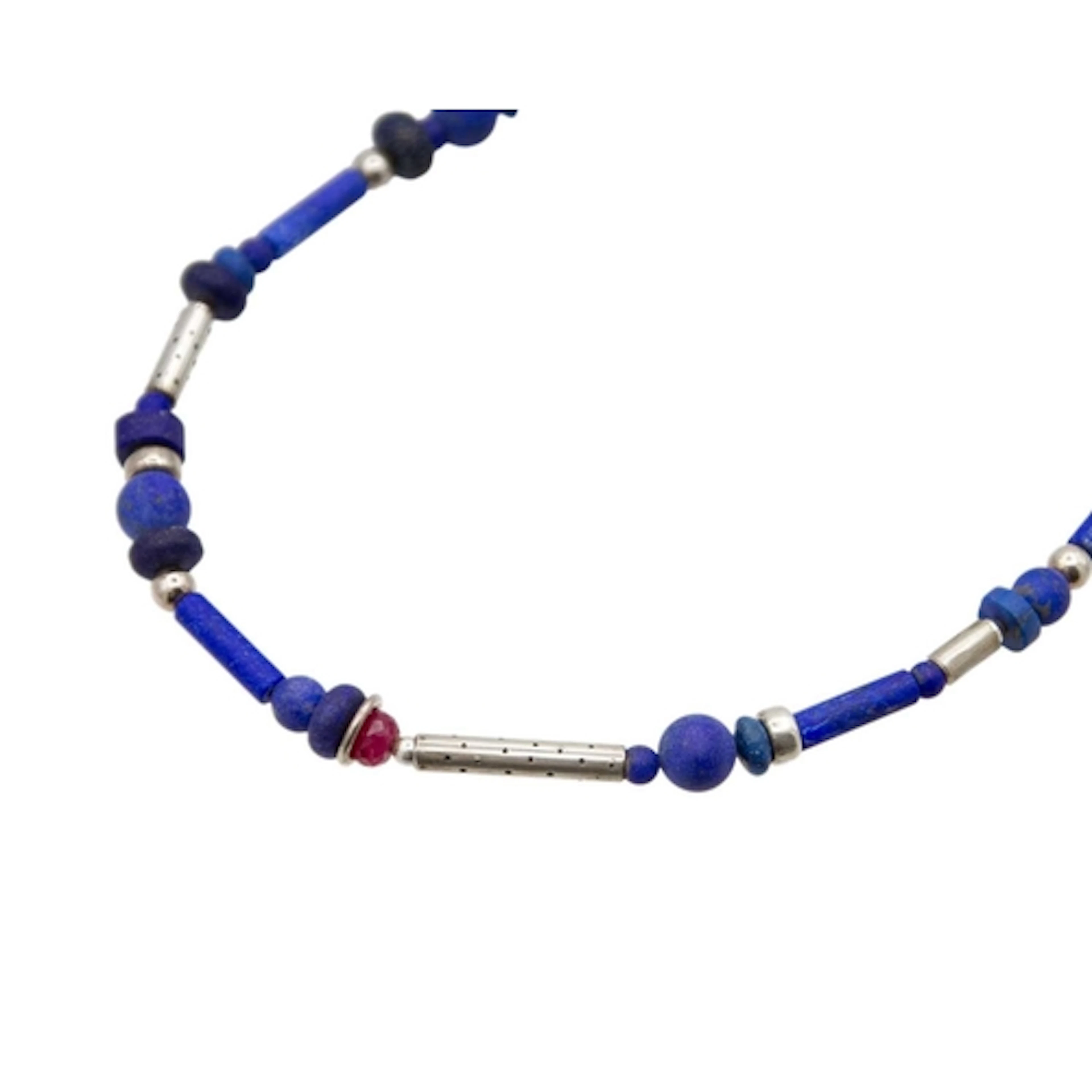 § Jenny YATES Silver & Lapis lazuli bead necklace Three face...