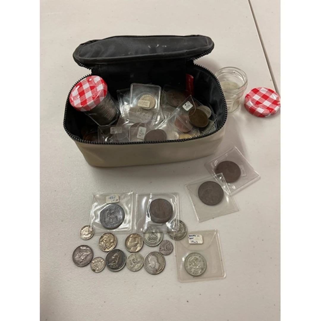 Qty of coins to inc pre 20/47 silver along with good grade p...