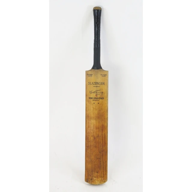 Tom Graveney facsimile autograph Slazenger willow cricket ba...