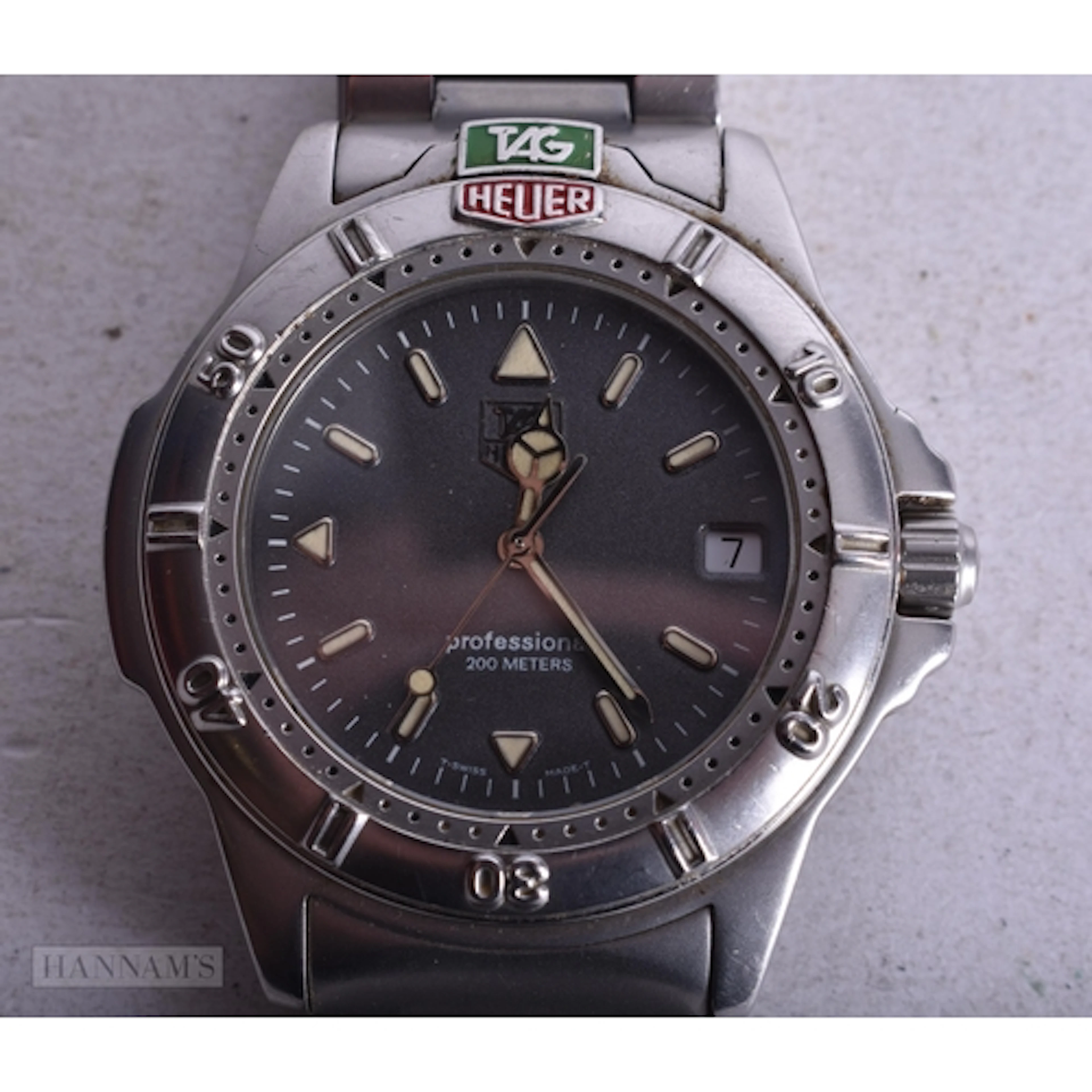 A TAG Heuer Professional 4000 Watch. 4.2cm incl crown. Wor...