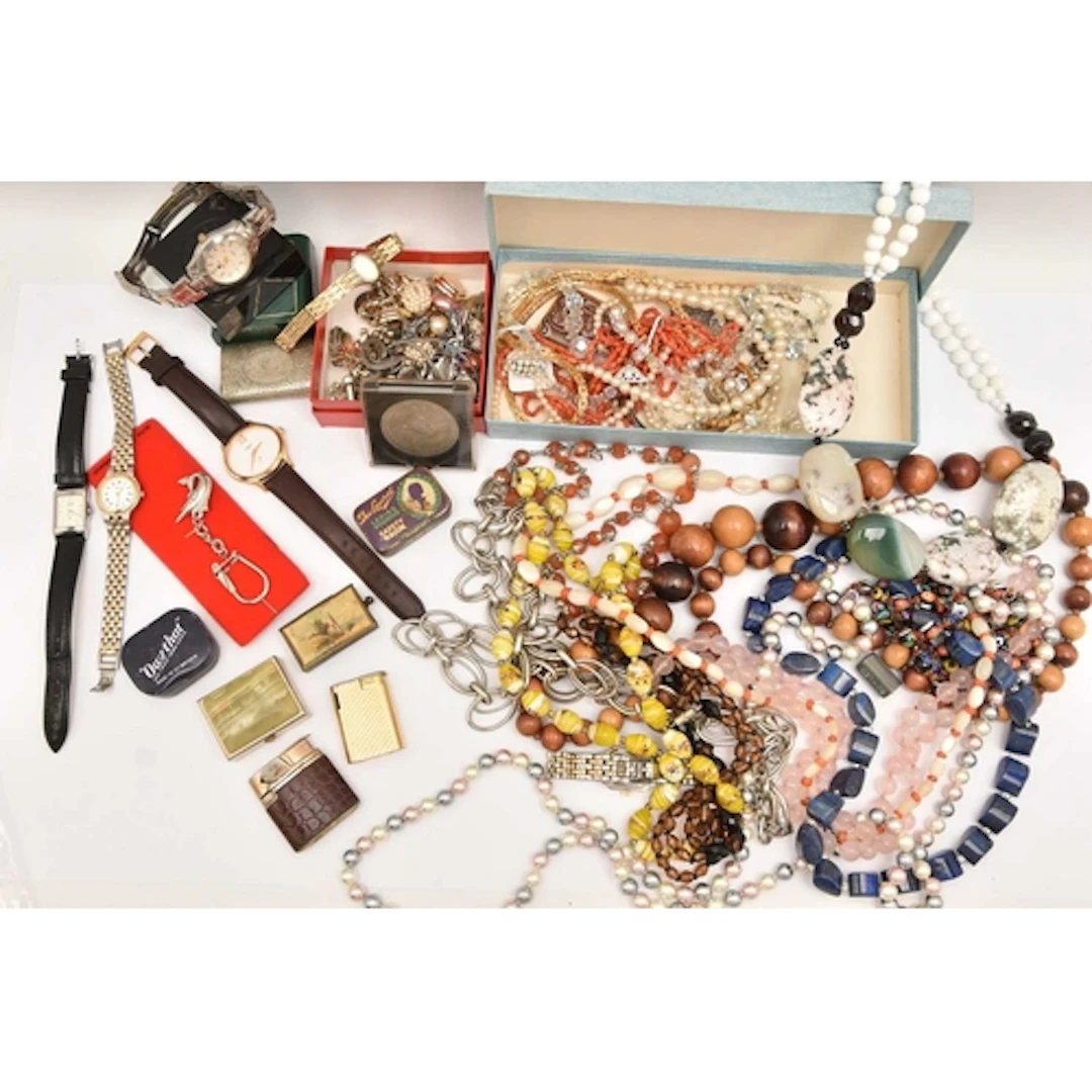 AN ASSORTMENT OF JEWELLERY AND WATCHES, to include thirteen ...