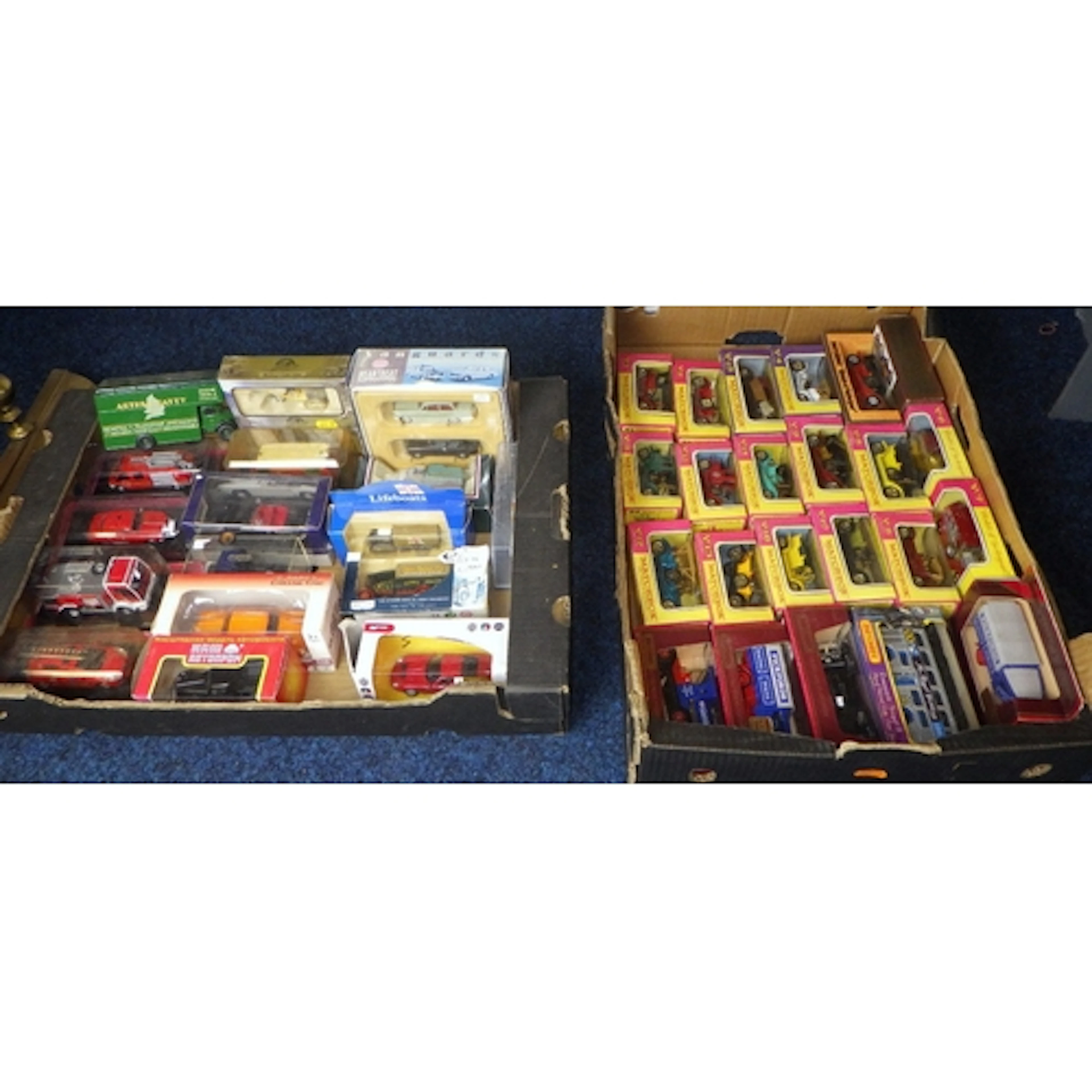 A large qty of boxed vehicles to inc Matchbox (2)