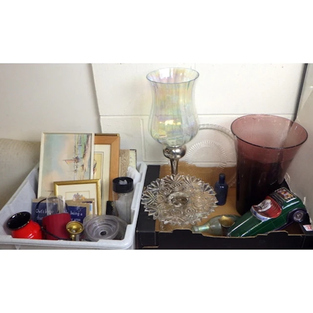 A qty of misc glassware & collectables to inc a large purple...