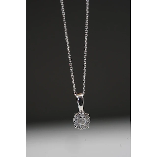 9ct white gold pendant necklace