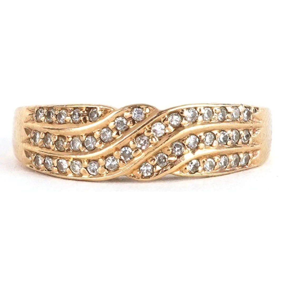 9ct gold diamond three row crossover ring, size P, 2.7g.