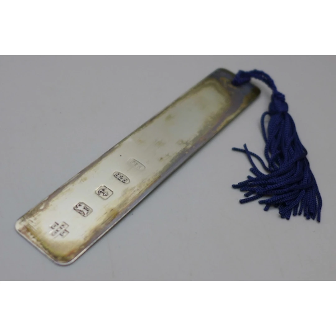 A silver bookmark, Birmingham, 2000, 10g