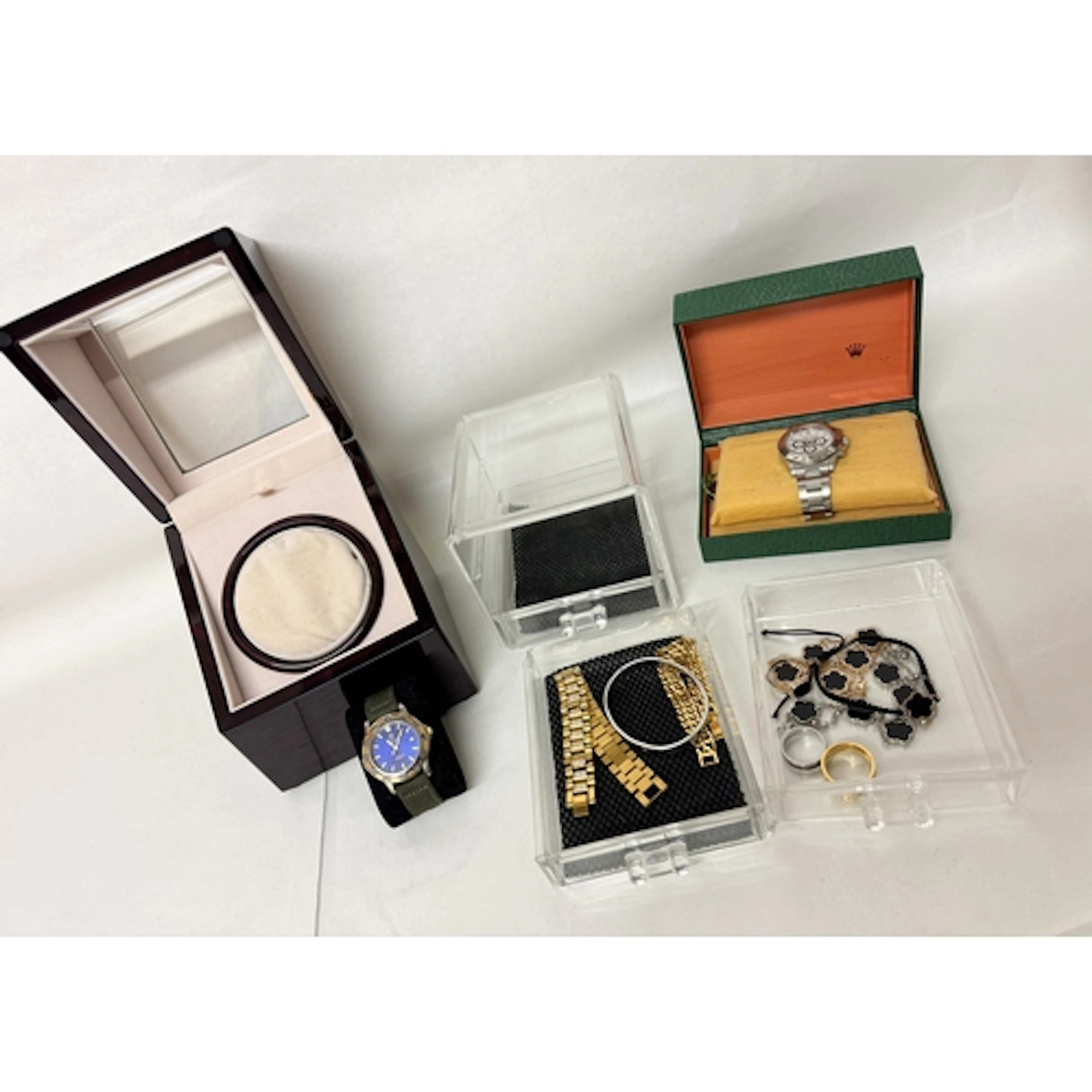 A battery operated watch winder, dress watch in box, Timberl...