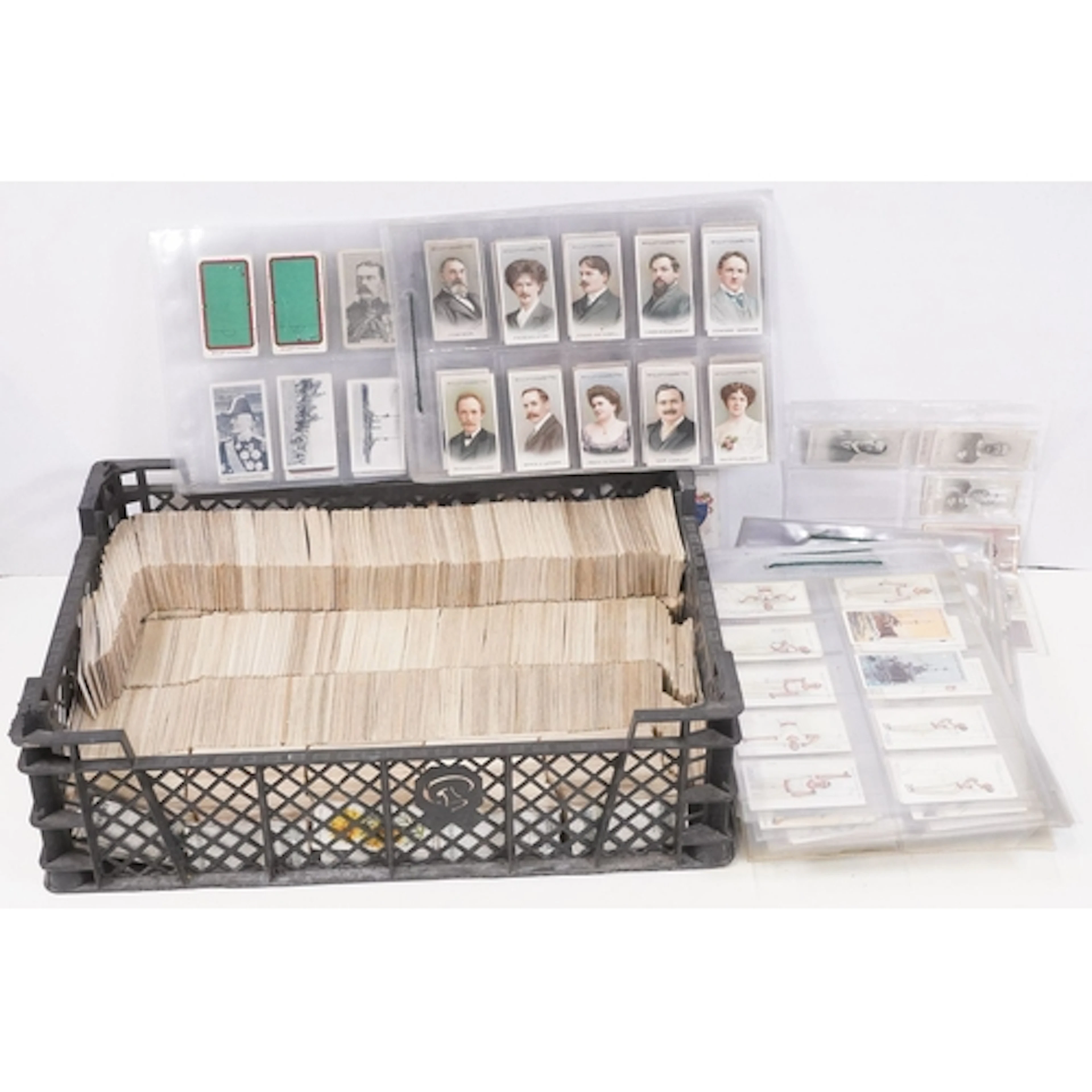 Cigarette Cards - A Very large collection of loose W.D & H.O...