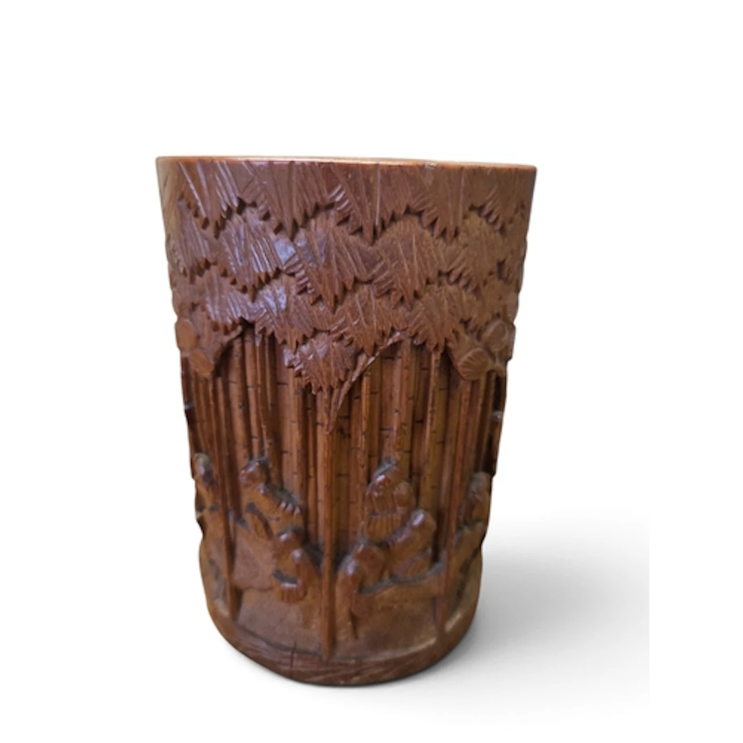A good Chinese Bamboo brush Pot. D 10 x H 15 cm approx. Alon...