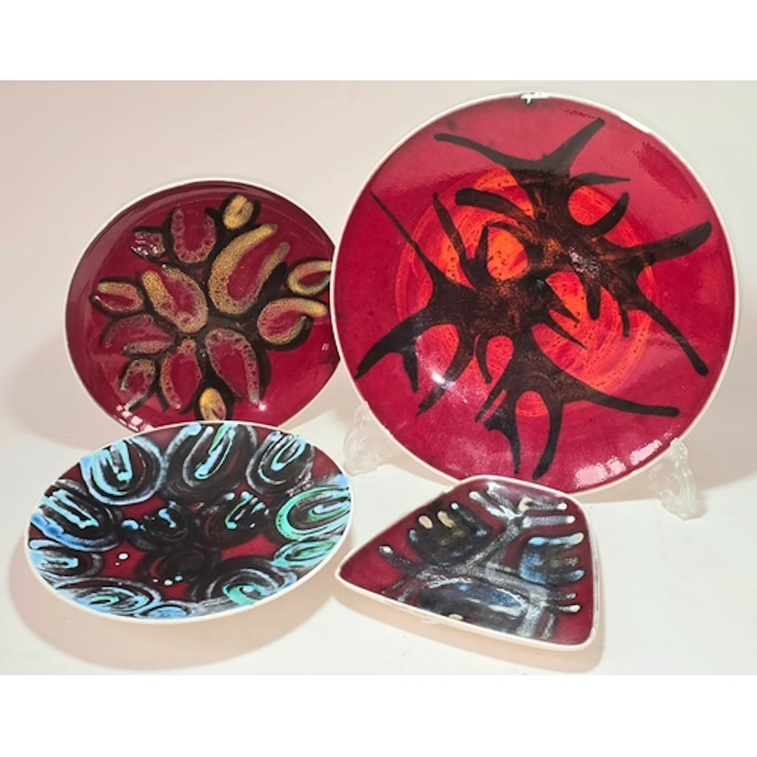 Poole Pottery Delphis 10" charger decorated by Betty Bantten...