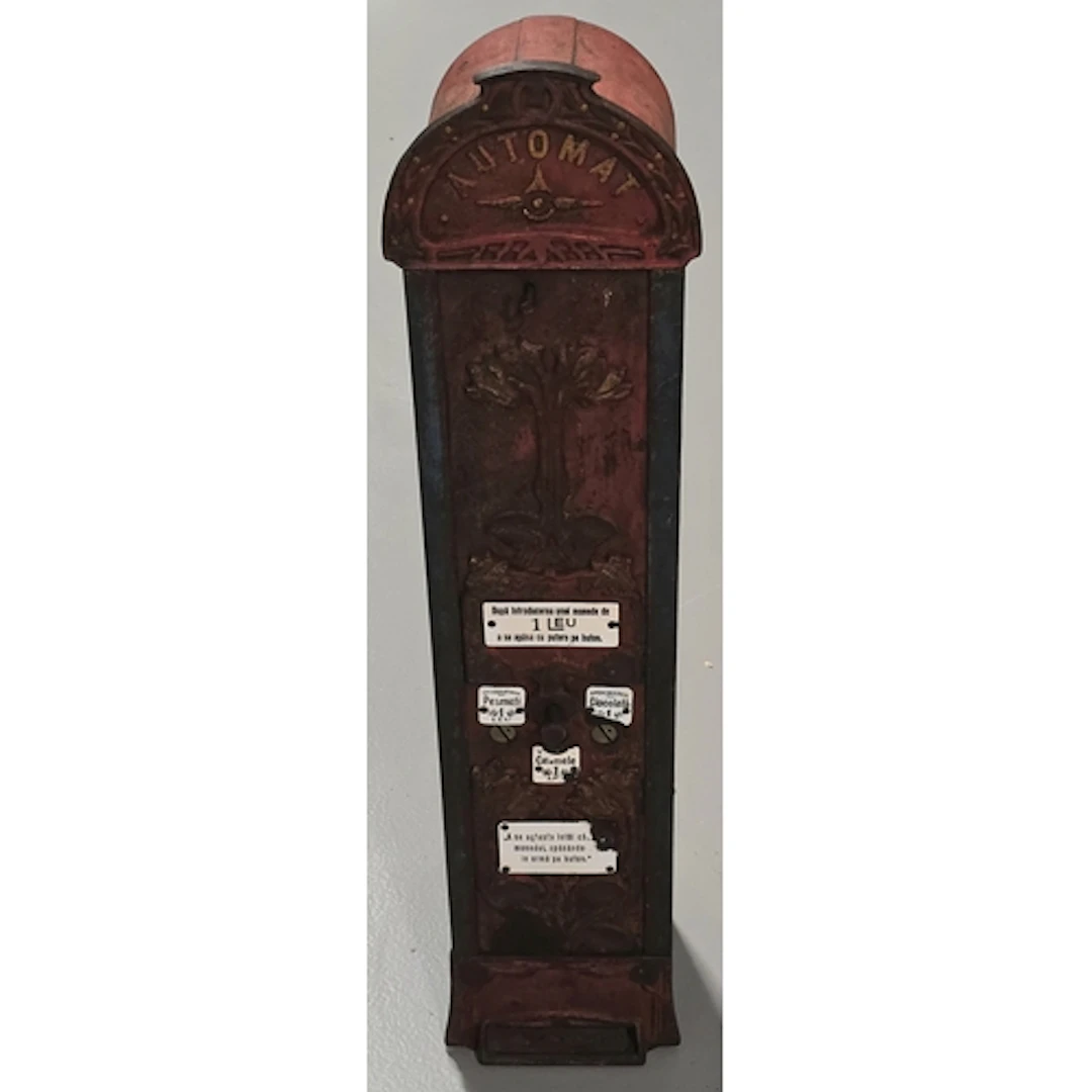 Antique cast iron Stollwerck chocolate vending machine c.190...
