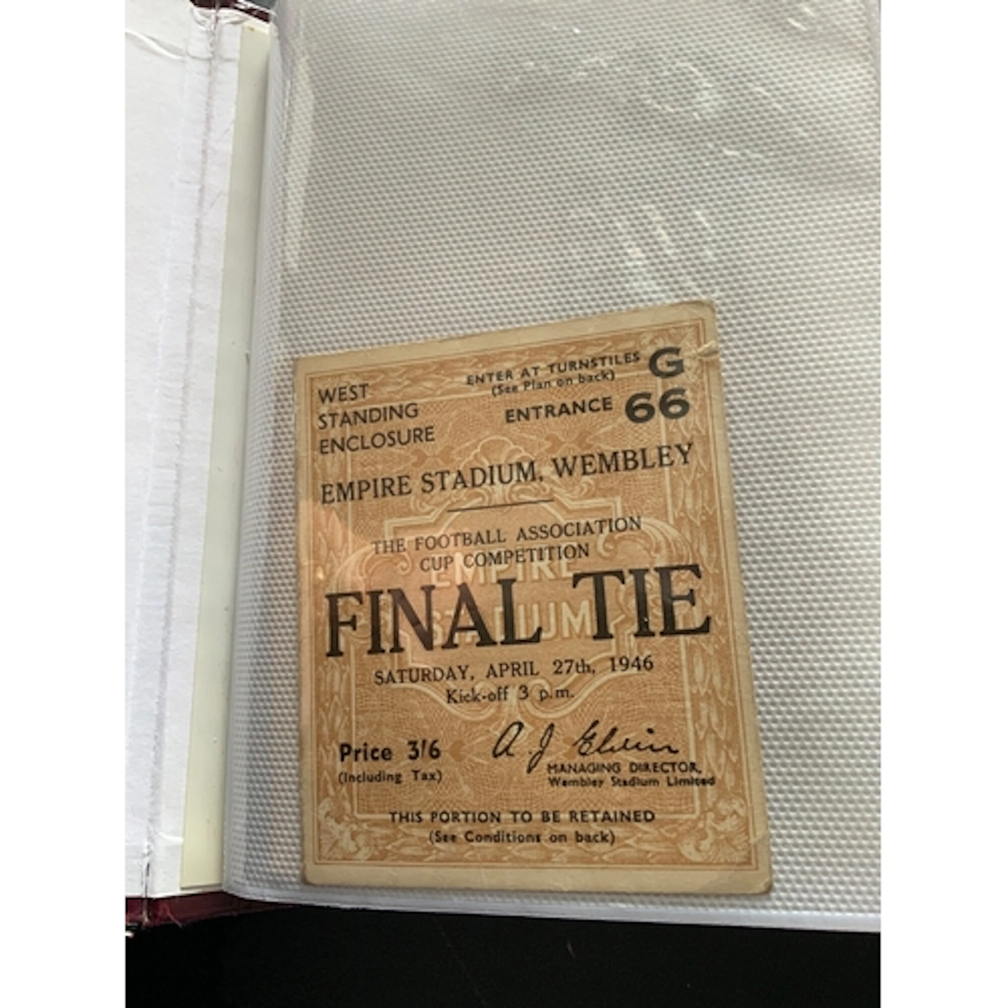 Wembley FA Cup Final Football Tickets: Complete set of 61 po...