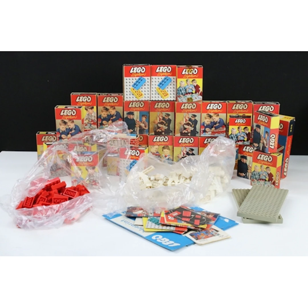 Lego - 28 Boxed Lego System sets to include 402, 400, 234212...