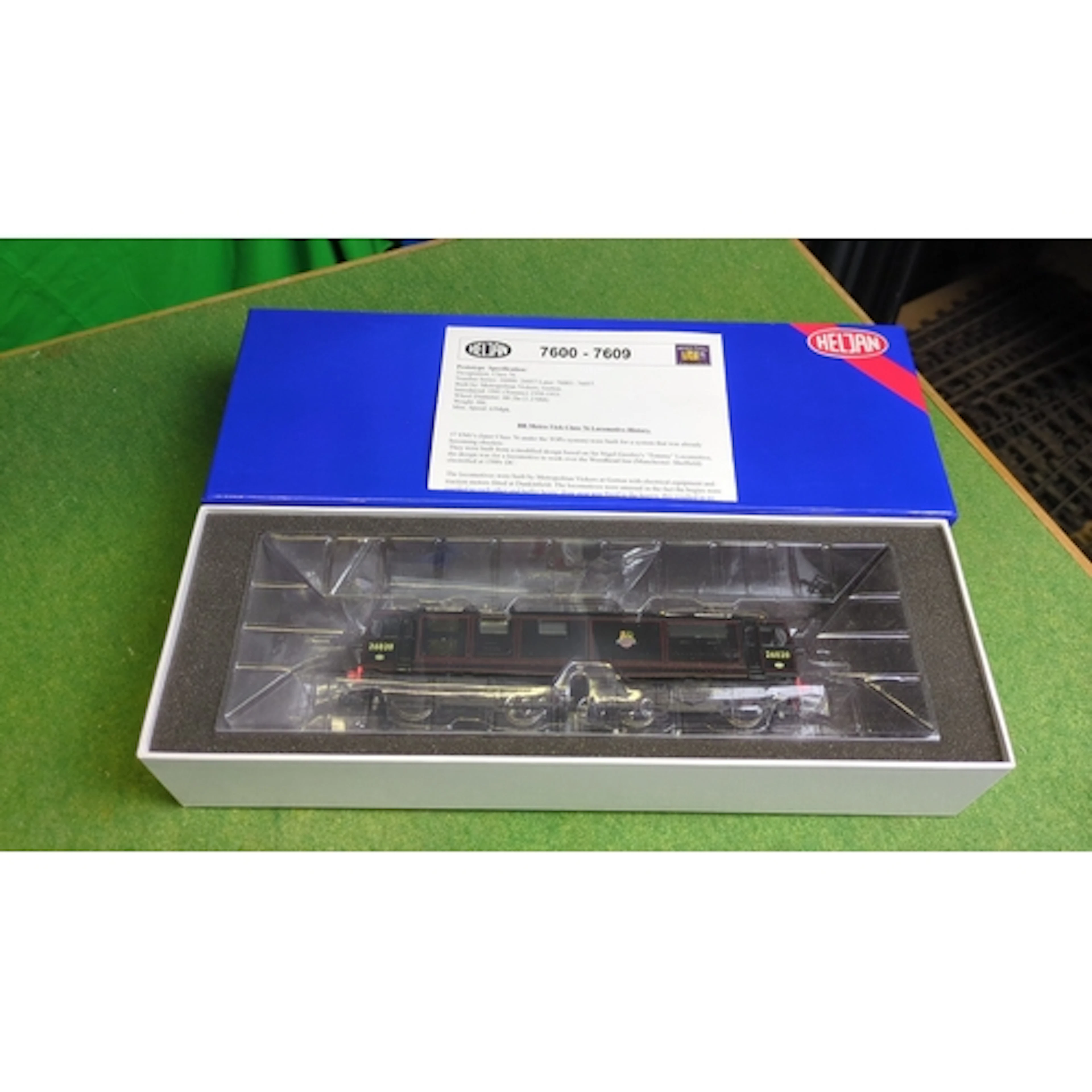 Heljan OO gauge model of BR Metro-Vick Class 76 electric loc...