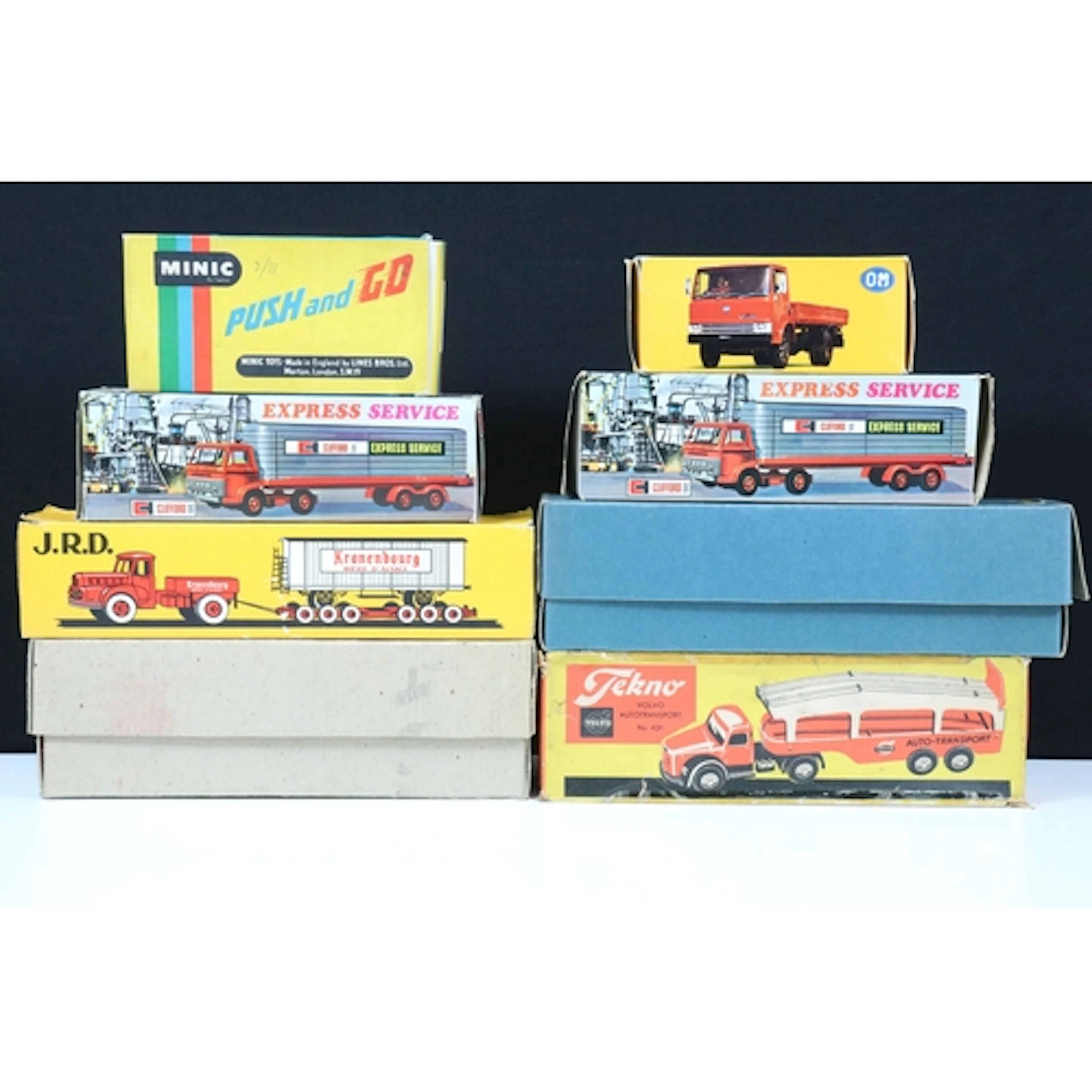 Collection of commercial models including mainly diecast mod...