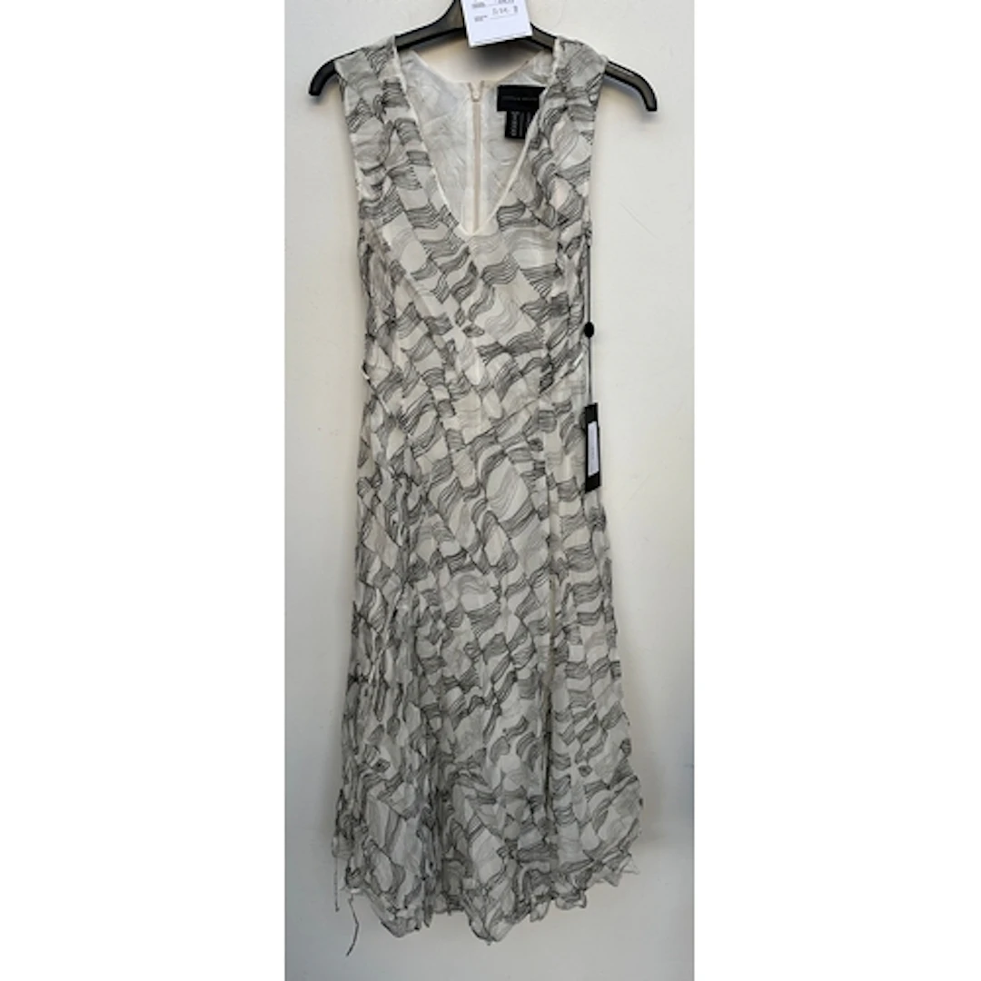 A Andrew Majtenyi, NWT, Plenty printed dress, size 8 RRP £18...