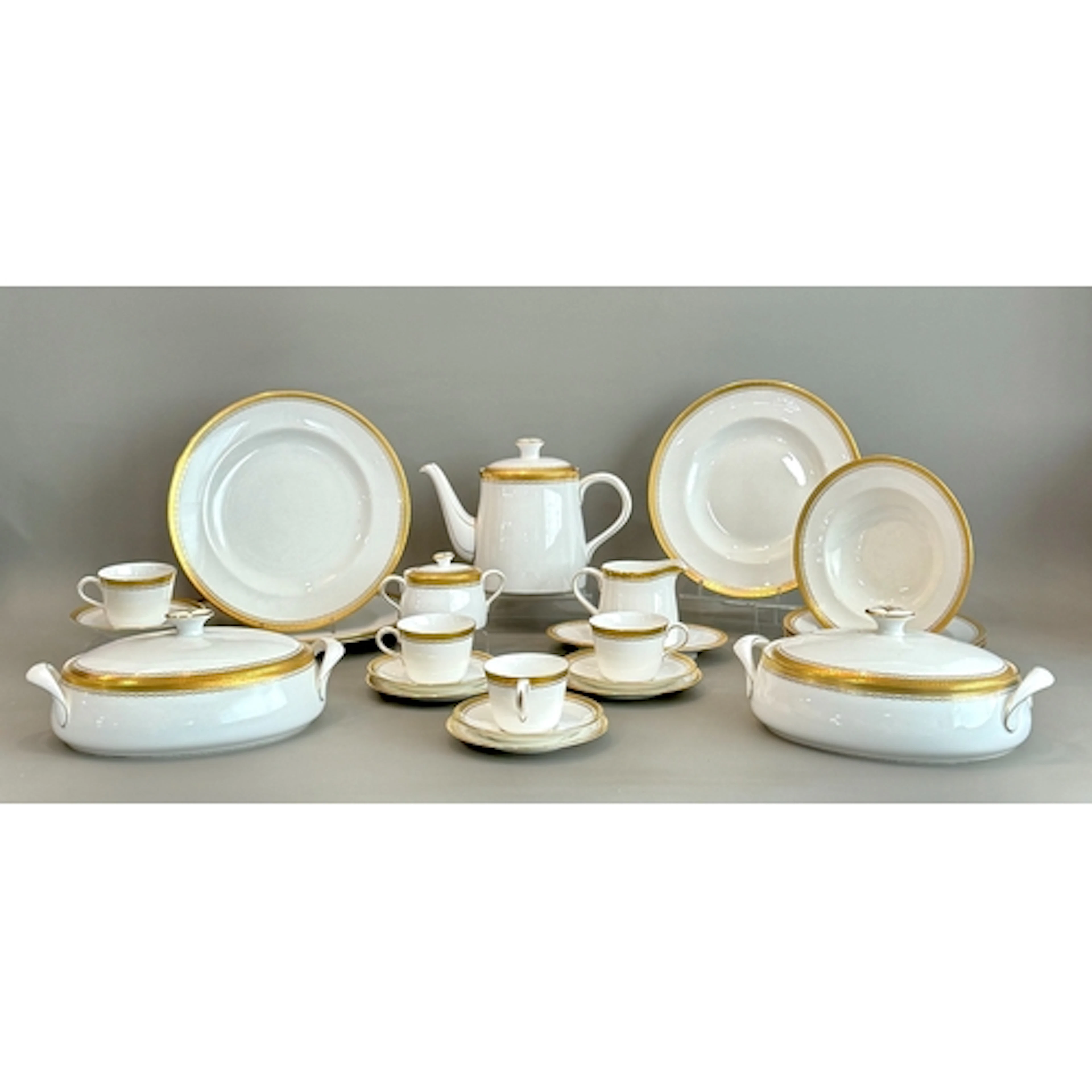 A Royal Crown Derby 'Tiepolo' pattern part-dinner service - ...