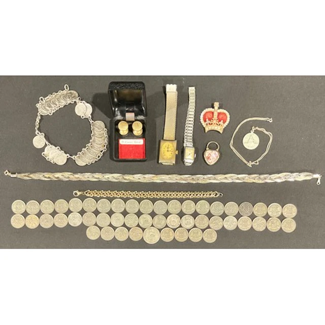 Jewellery & Watches - a Victorian hardstone and gilt metal/p...