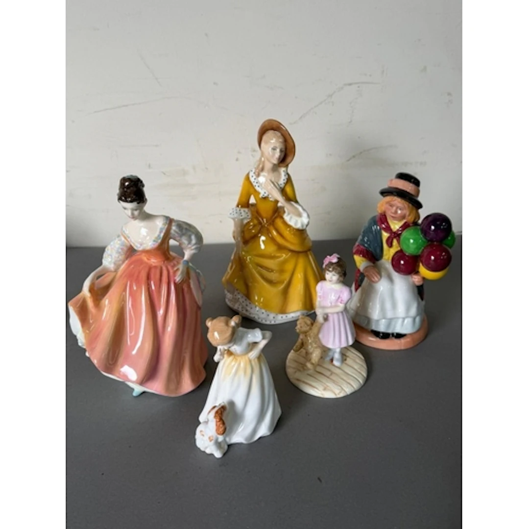 Five Royal Doulton figurines - Sandra, Ballon girl, Sit etc ...
