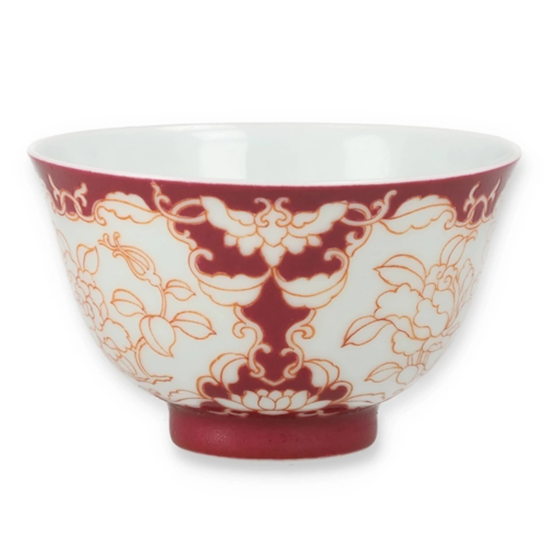 A CHINESE CUP Six character mark to verso. 7cm W...