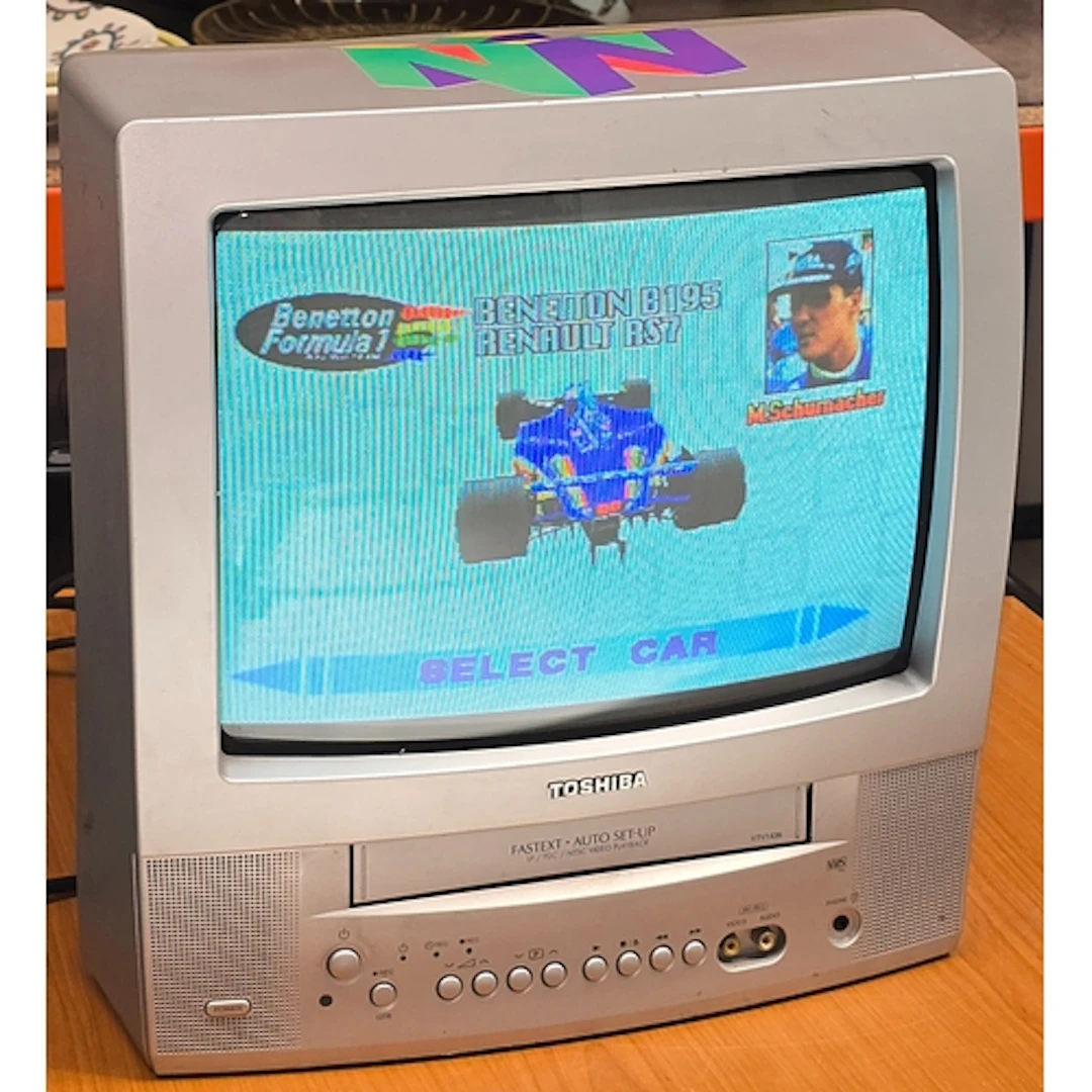 Vintage Toshiba VTV1436 14" TV/VHS player. Ideal for retro g...