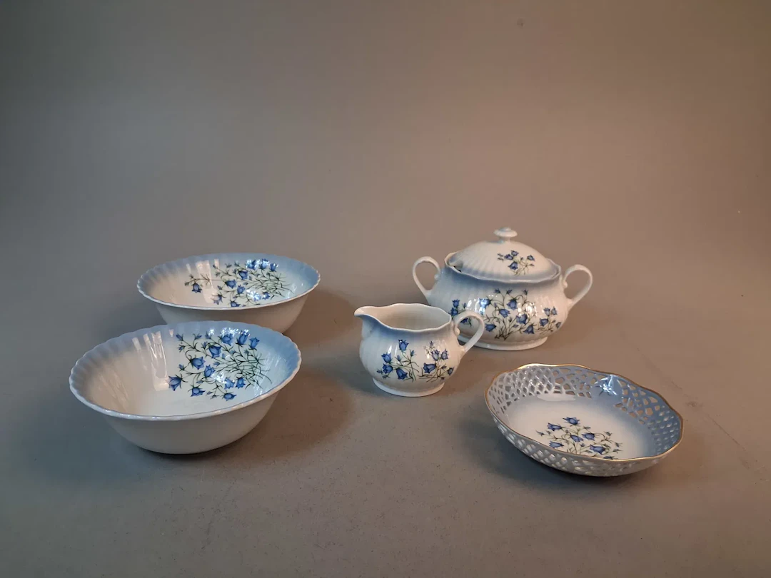 5 Delar "Flores Caerulei", 1530, "Blå Klocka", Svaneholm.