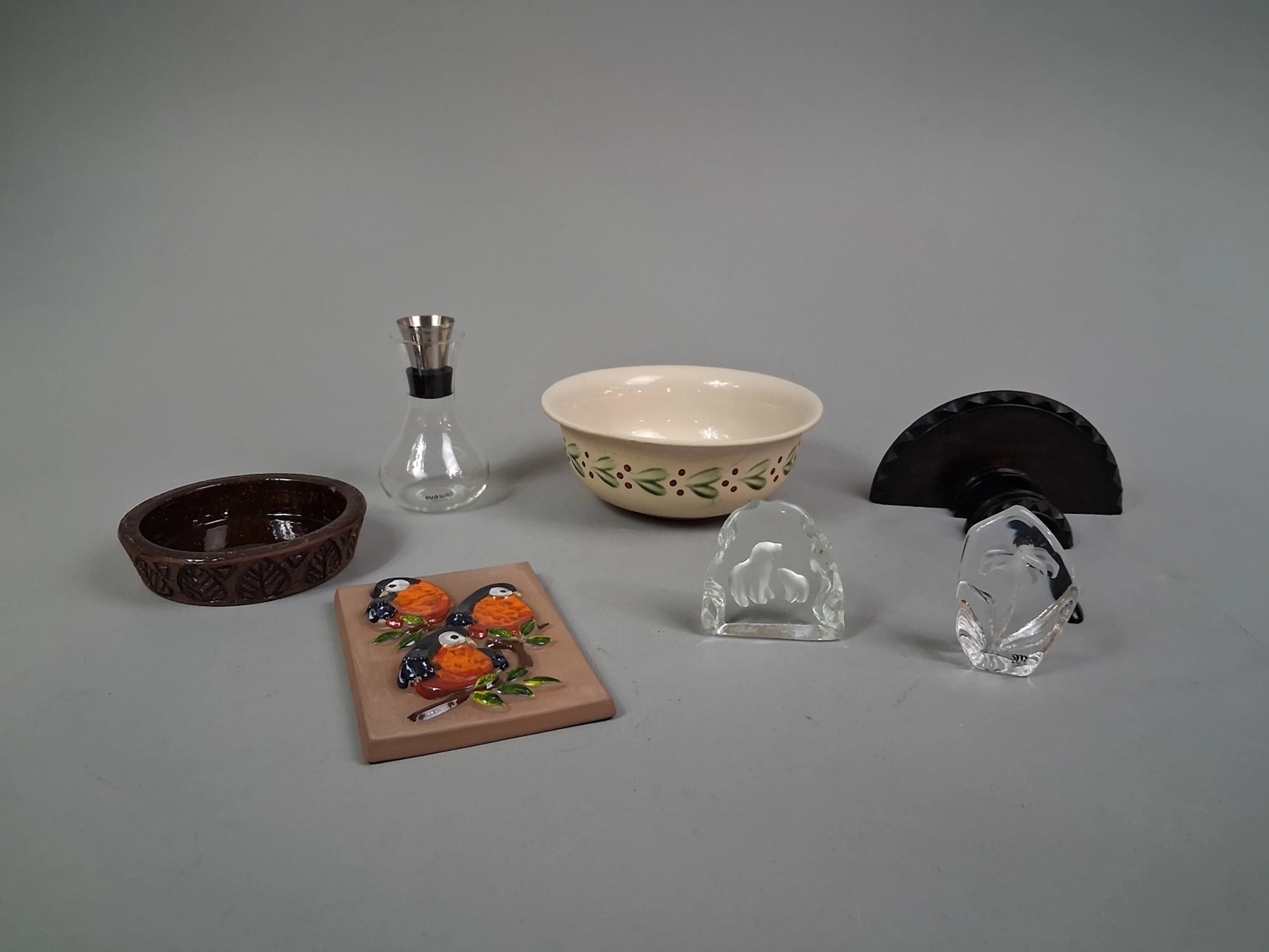 Diverse keramik, glas & hylla. Bl.a Målerås, Eva Solo, Gabriel m.m.