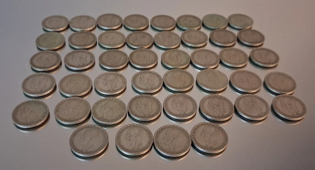 55 Stycken 1 Kronor. Silverhalt 40%, 307gram, 1942-1950.