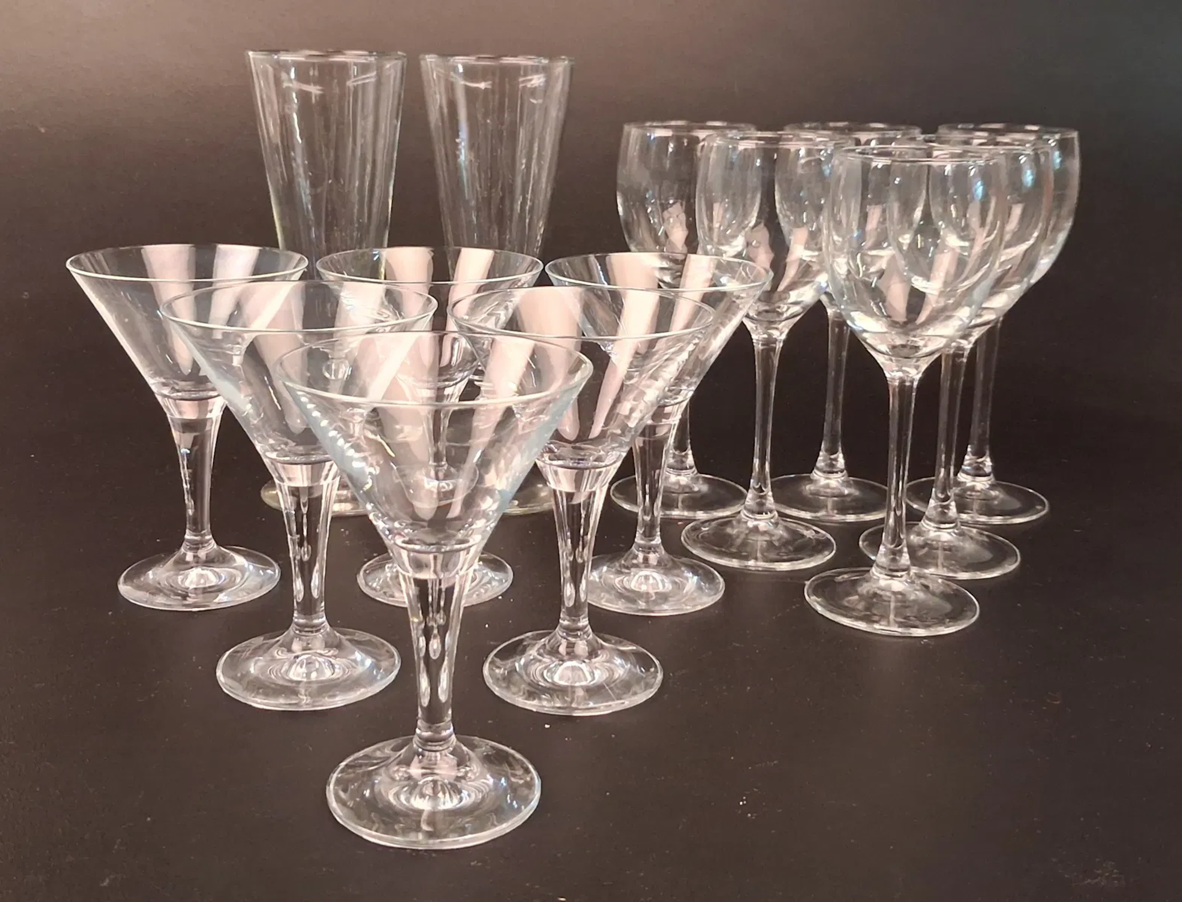 Diverse glas. Bl.a vinprovningsglas Luminarc m.m.